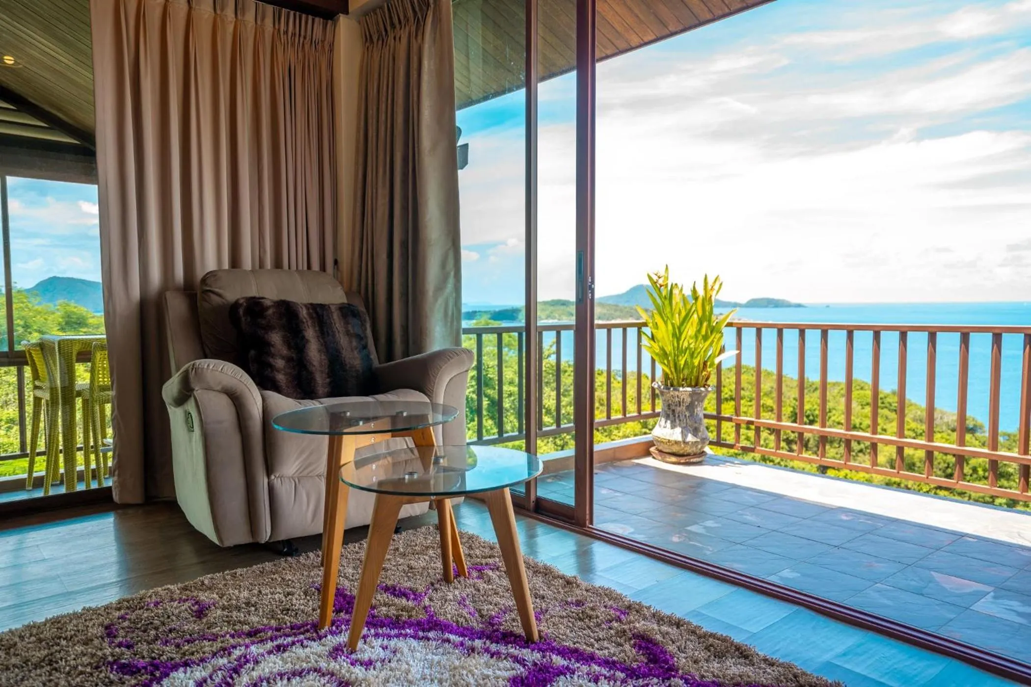 Seating area in Ocean Pearl Seaview Residence