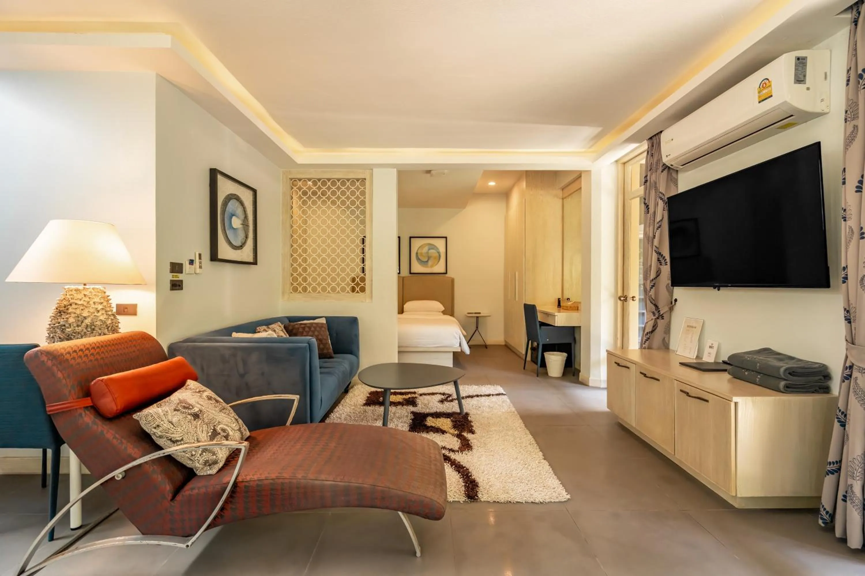 Bedroom, Bed in Ocean Pearl Seaview Residence