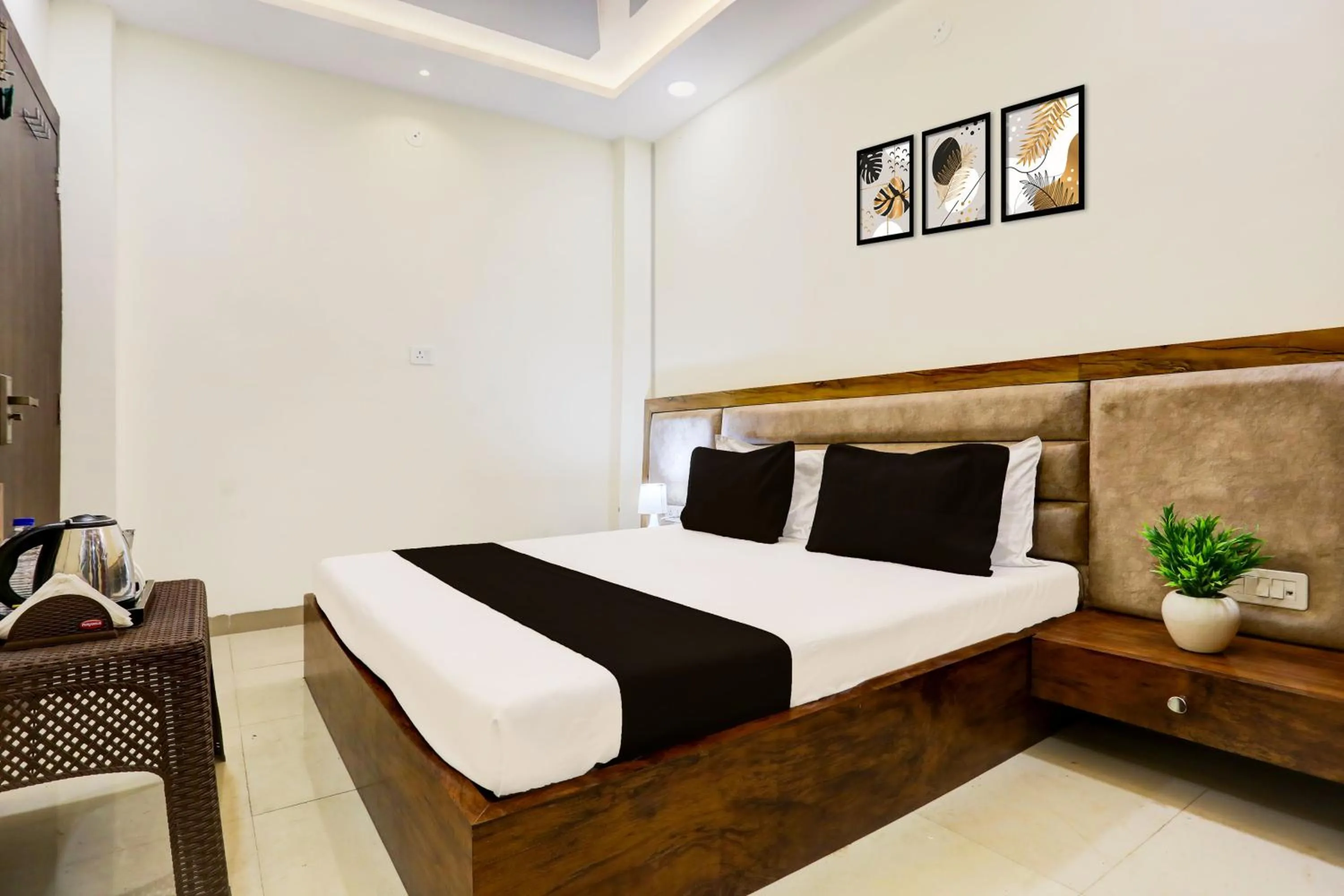 Bedroom, Bed in SPOT ON Hotel Shree Ji