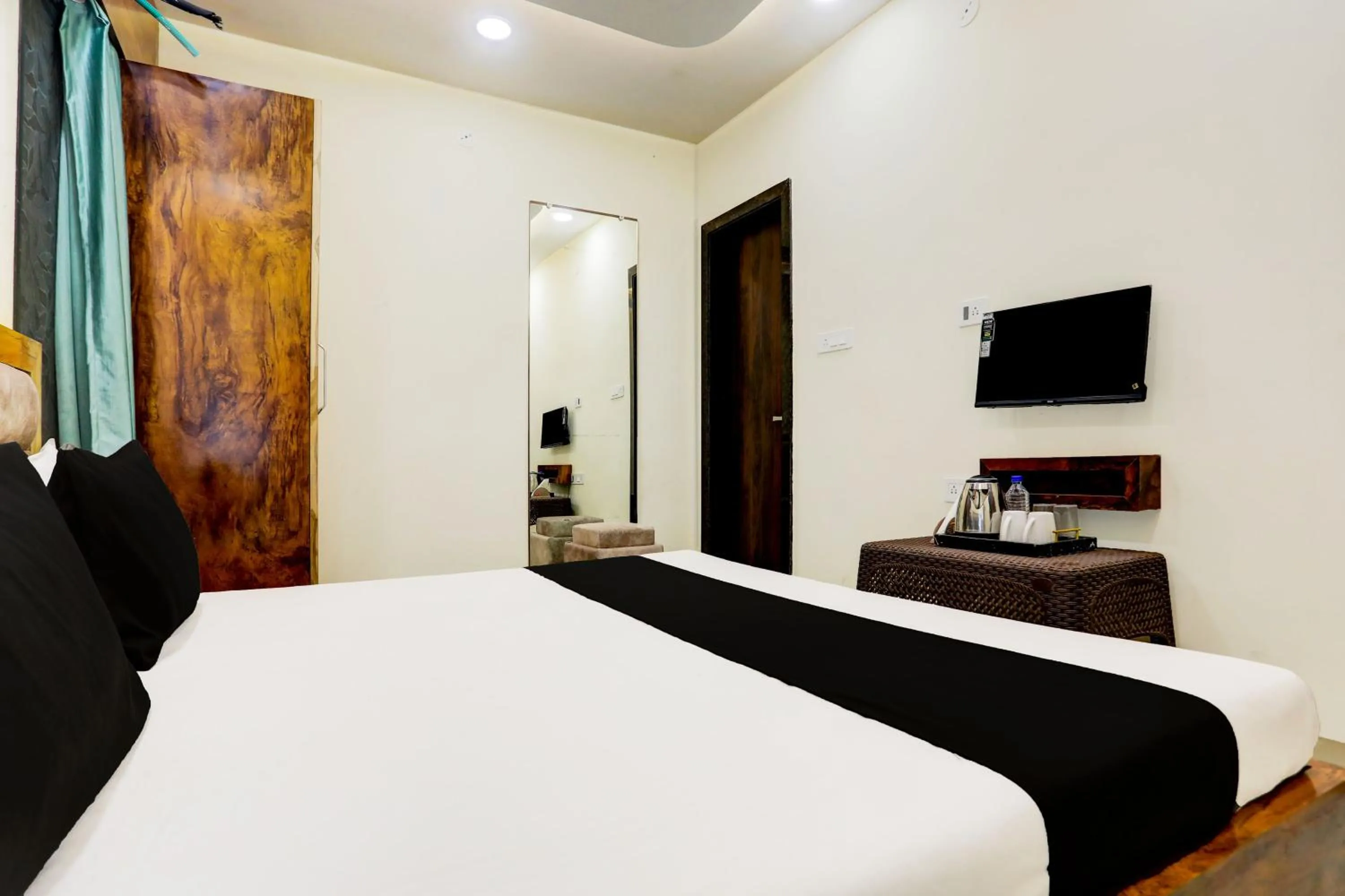 Bedroom, Bed in SPOT ON Hotel Shree Ji