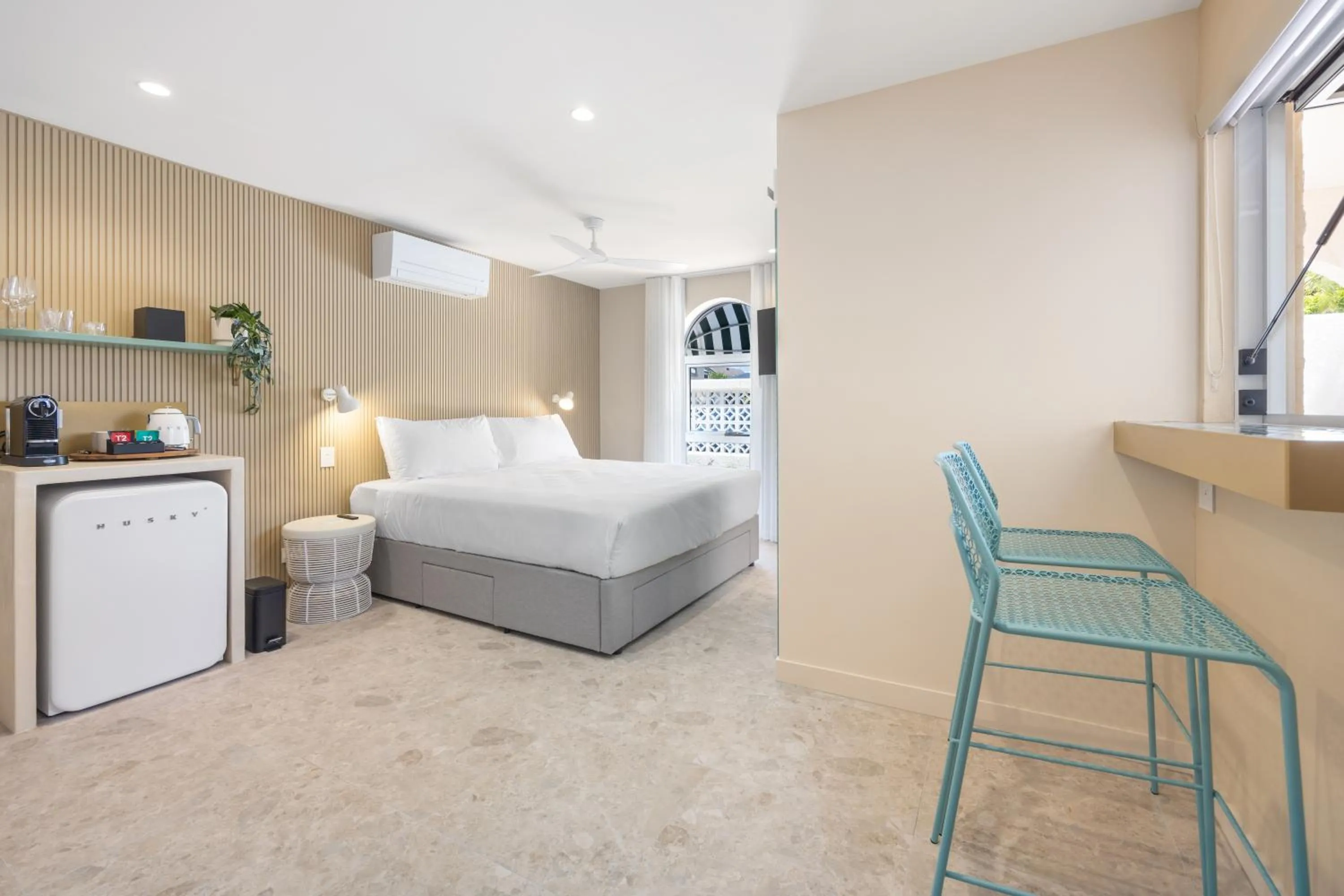 Bedroom, Bed in The Shores Miami