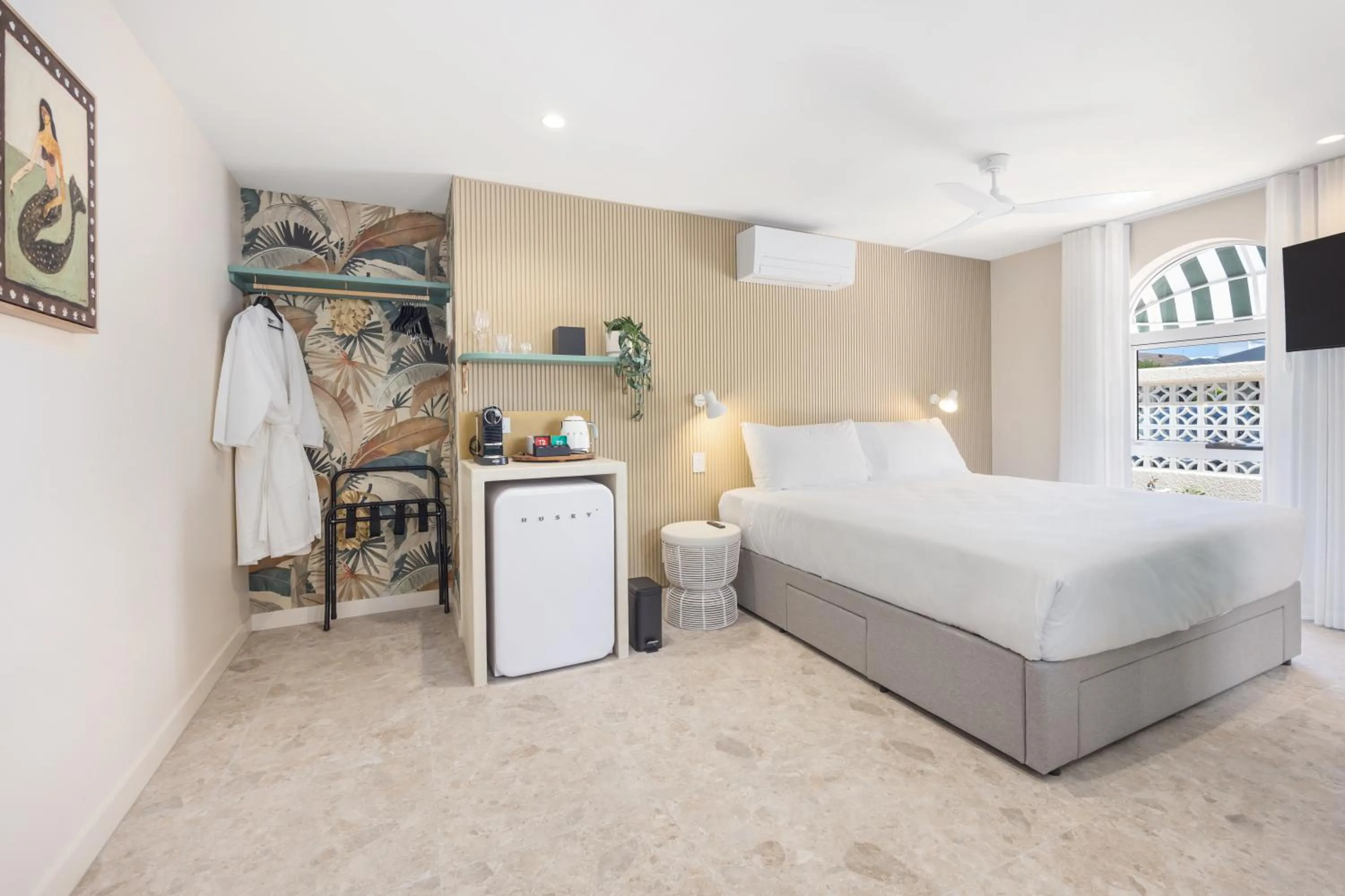 Bedroom, Bed in The Shores Miami