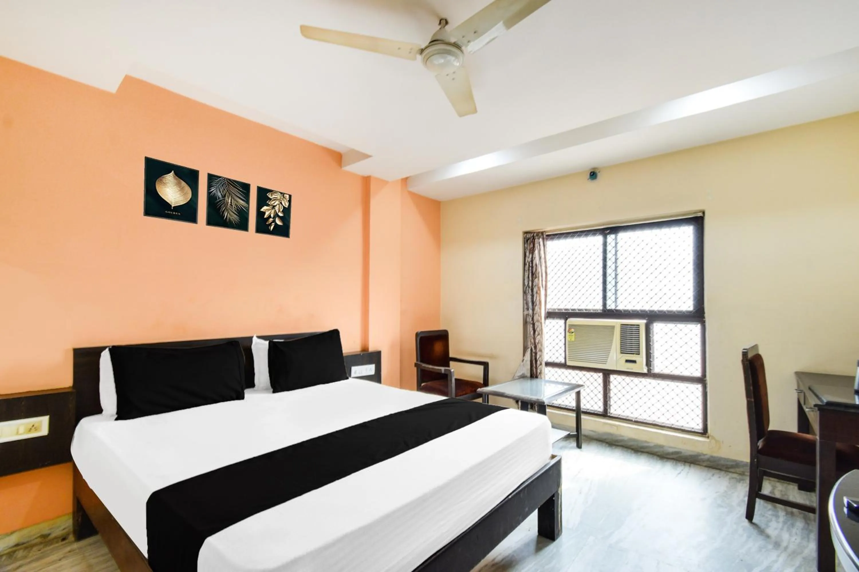 Bedroom, Bed in Townhouse OAK Secunderabad Near Railway Station Formerly Hotel Brahma