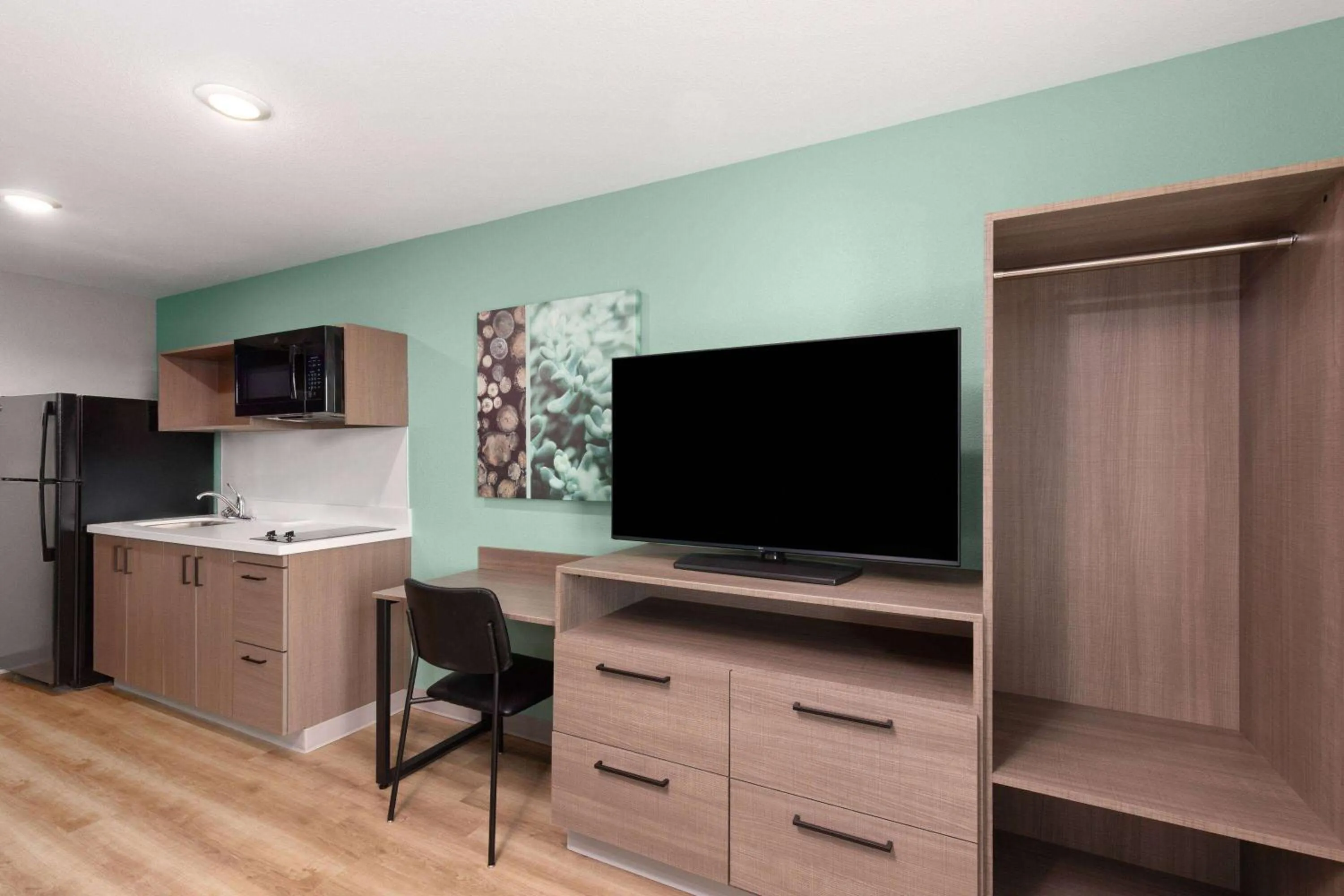 Photo of the whole room in ECHO Suites Extended Stay by Wyndham Nashville/ Gallatin