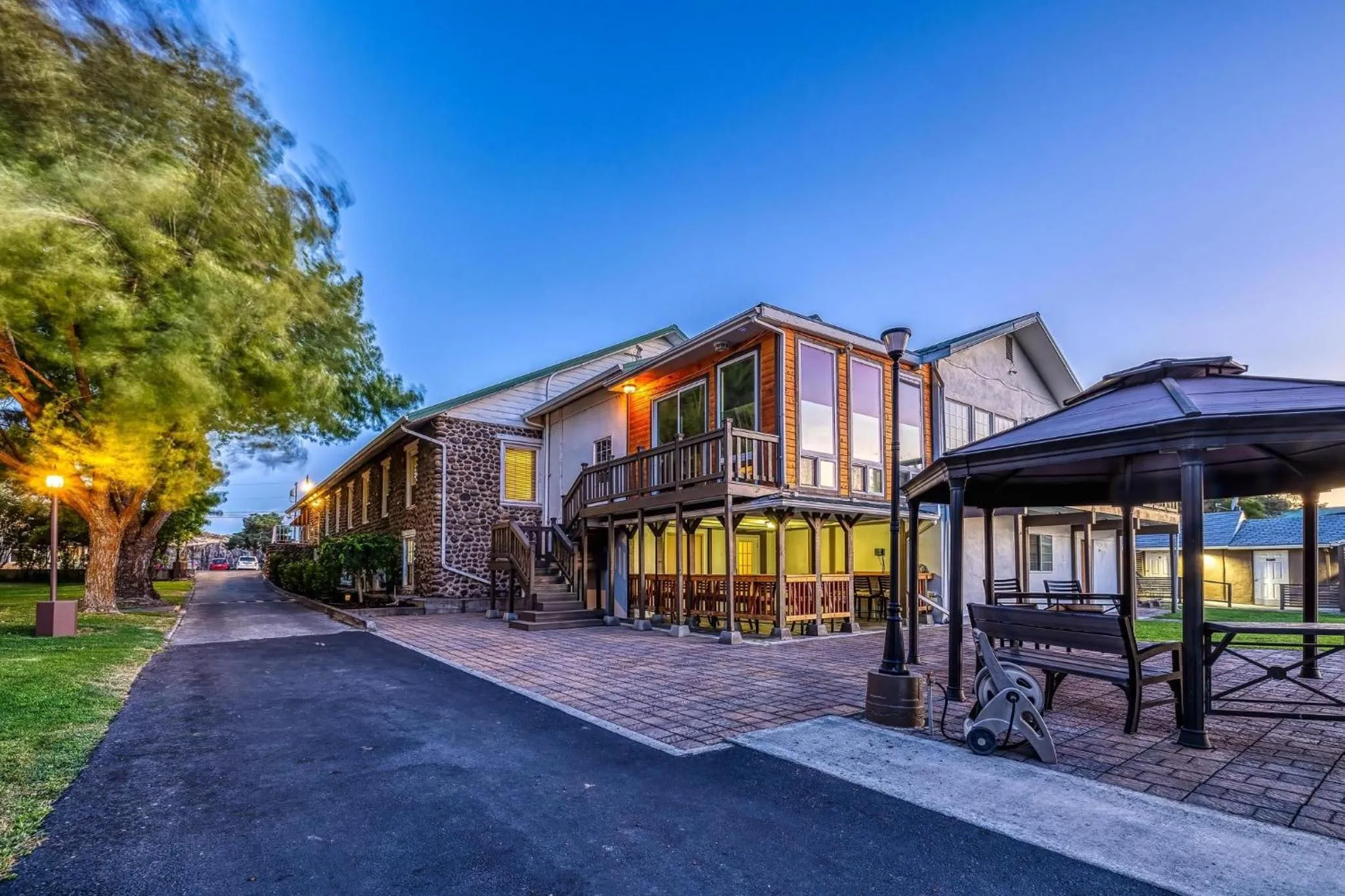 Hot Tub in Soap Lake Natural Spa & Resort