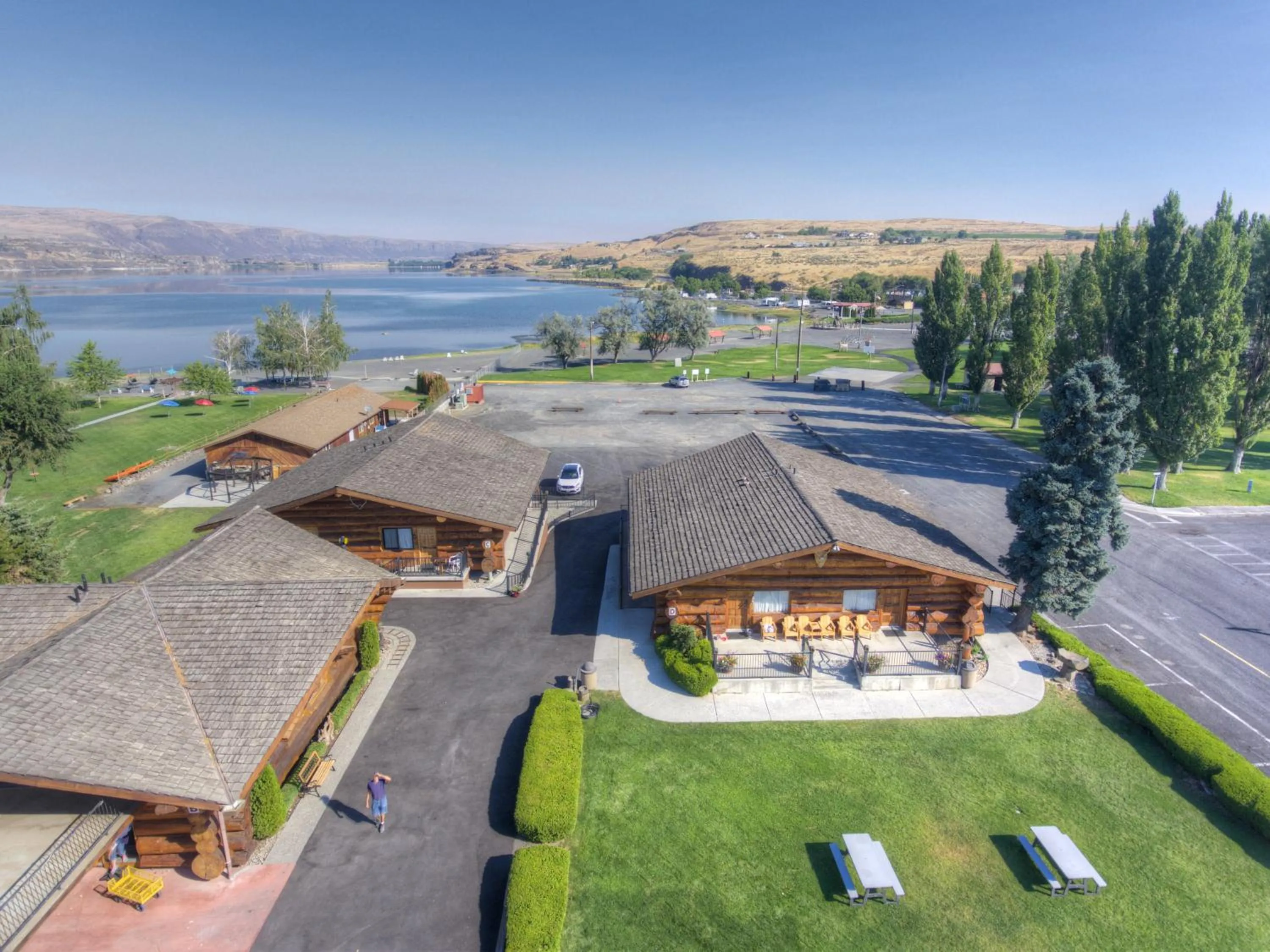 Property building in Soap Lake Natural Spa & Resort