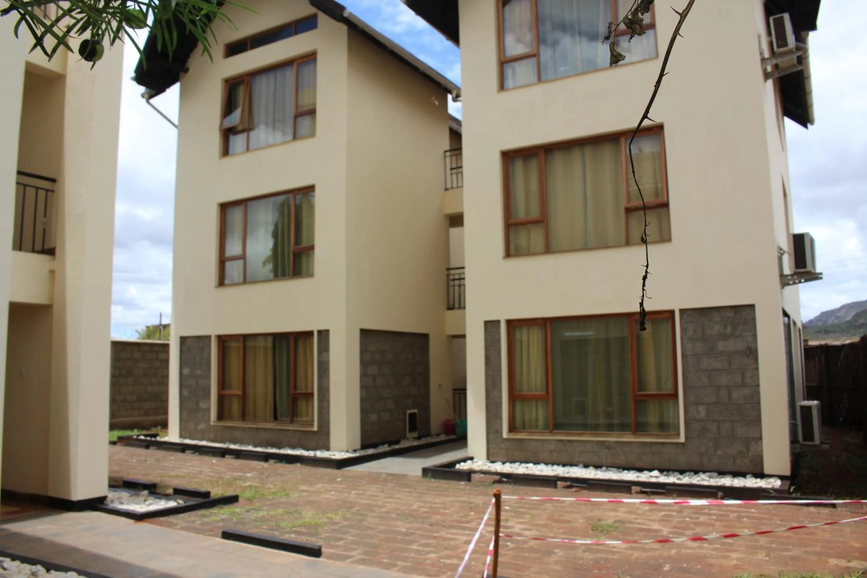 Property building in Afrika Lodges