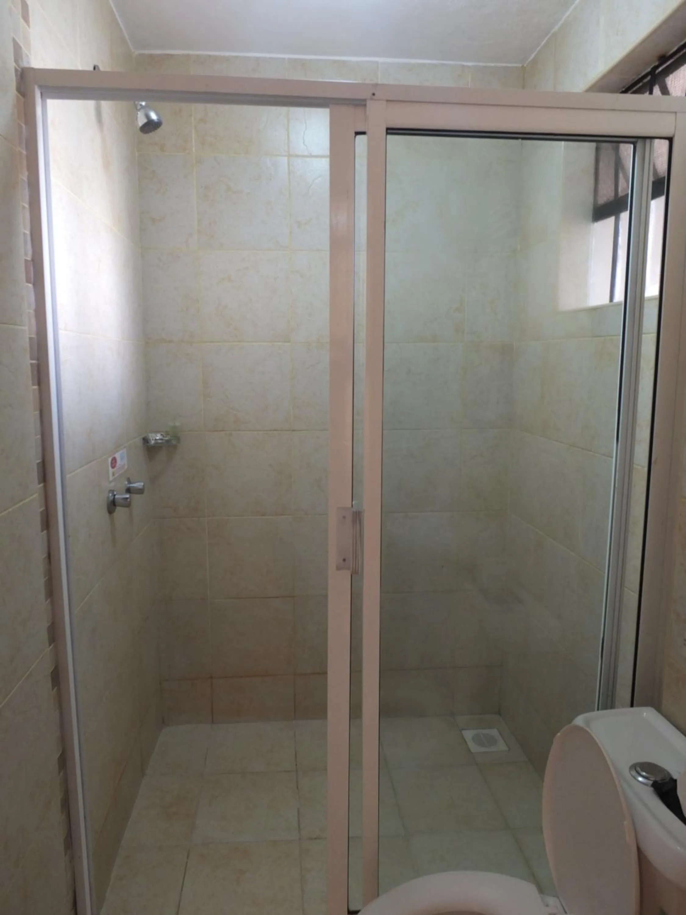 Shower in Afrika Lodges