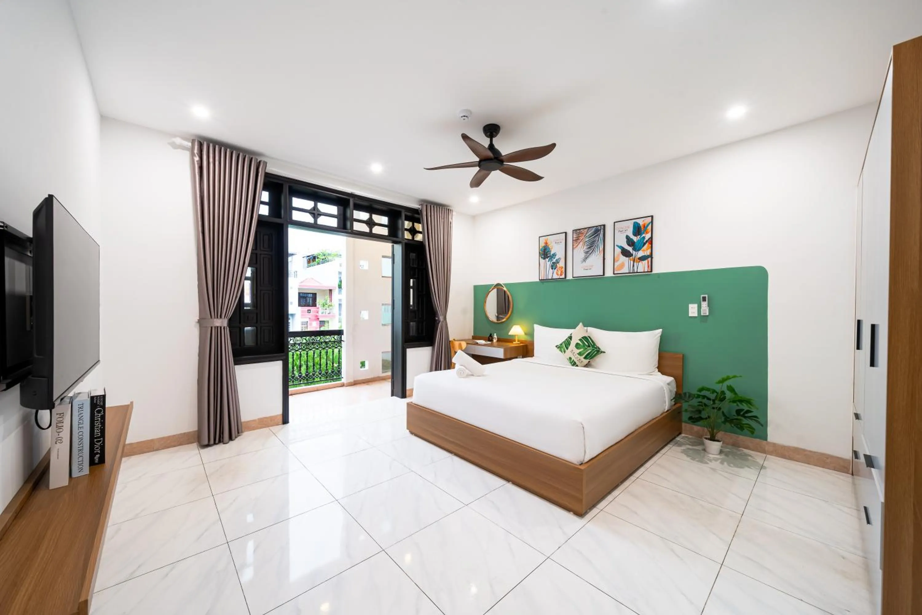 Bed in Mint Airport Central Hotel Danang By Haviland