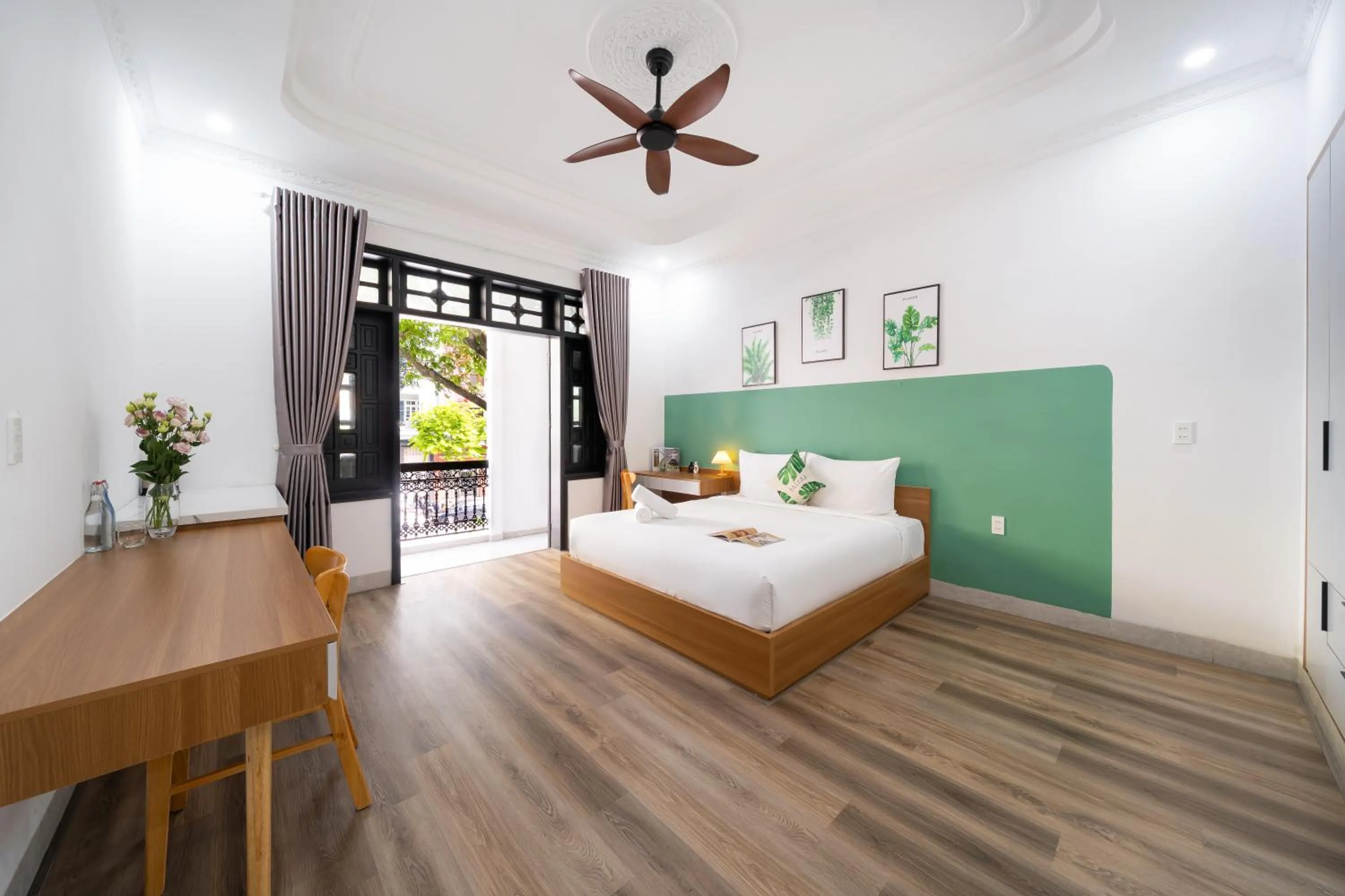 Photo of the whole room, Bed in Mint Airport Central Hotel Danang By Haviland