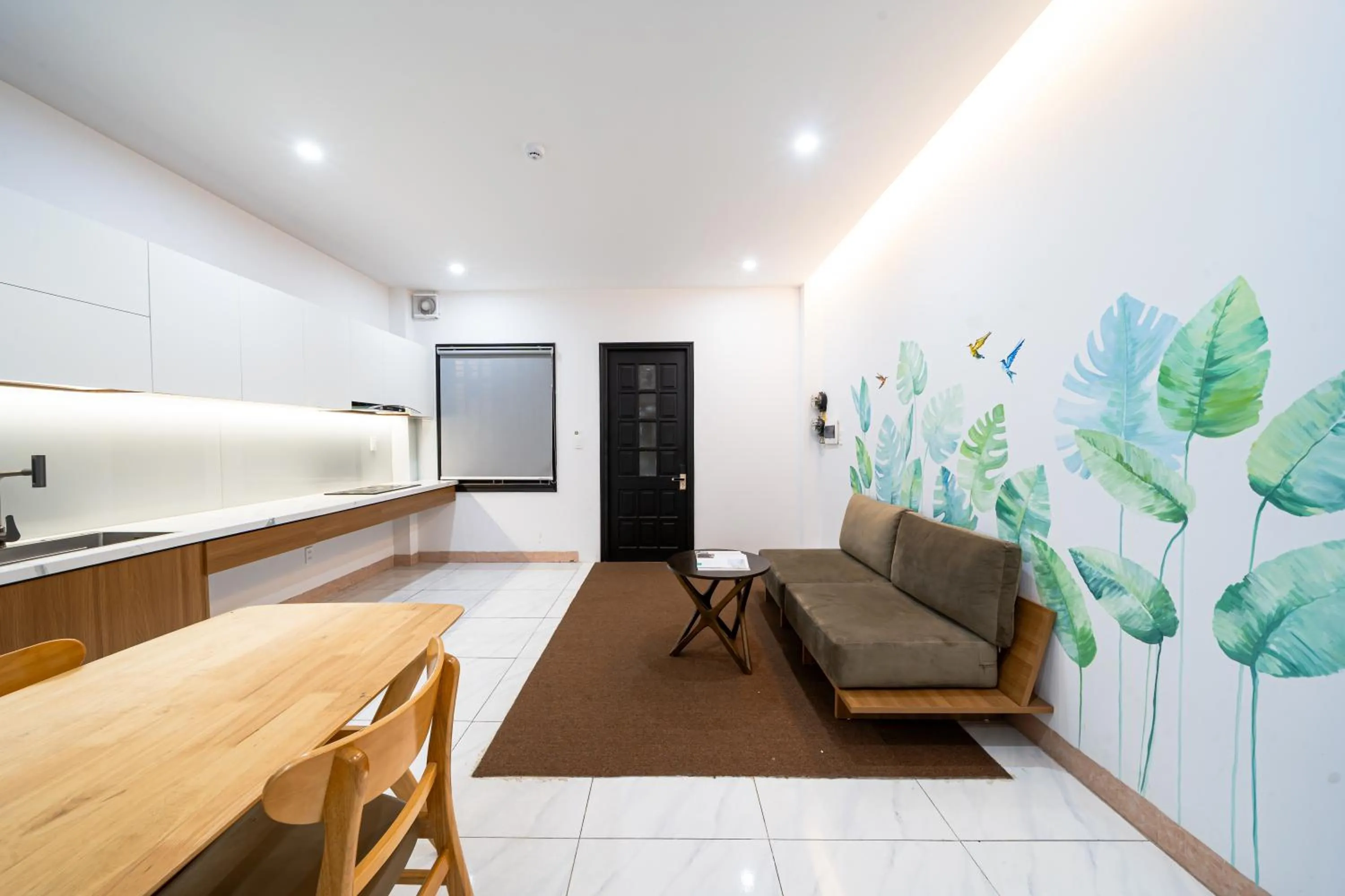 Dining area in Mint Airport Central Hotel Danang By Haviland