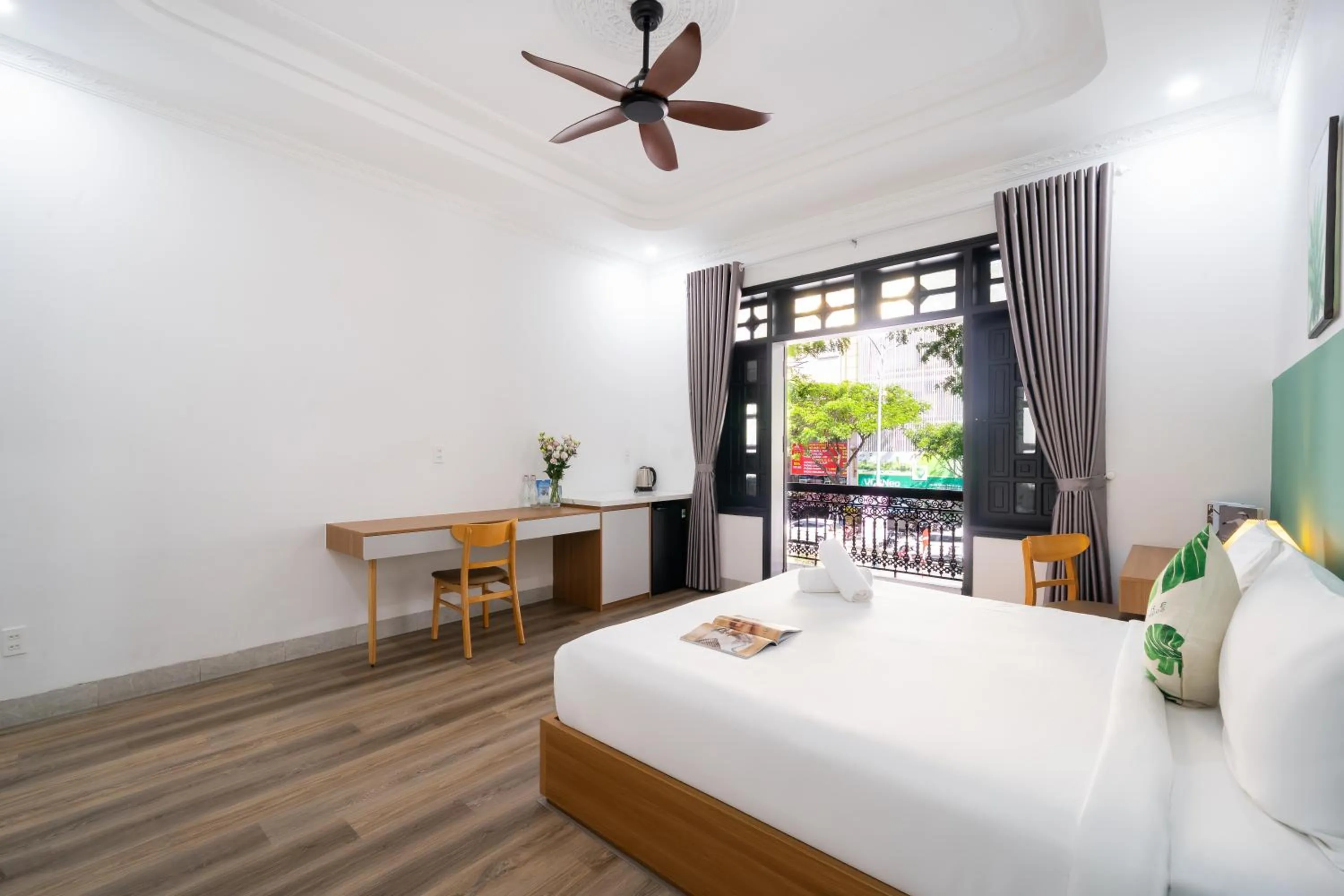 Bed in Mint Airport Central Hotel Danang By Haviland