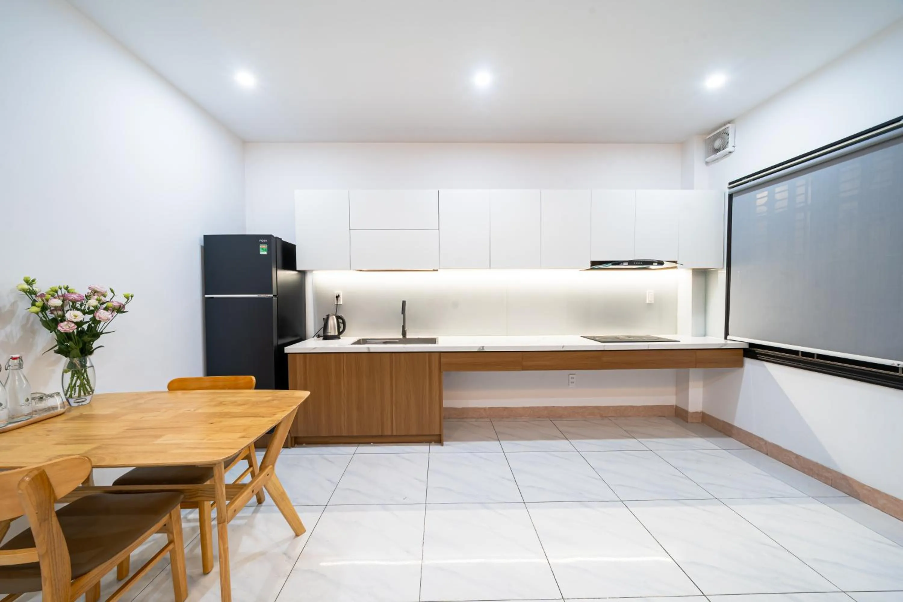 Dining area in Mint Airport Central Hotel Danang By Haviland
