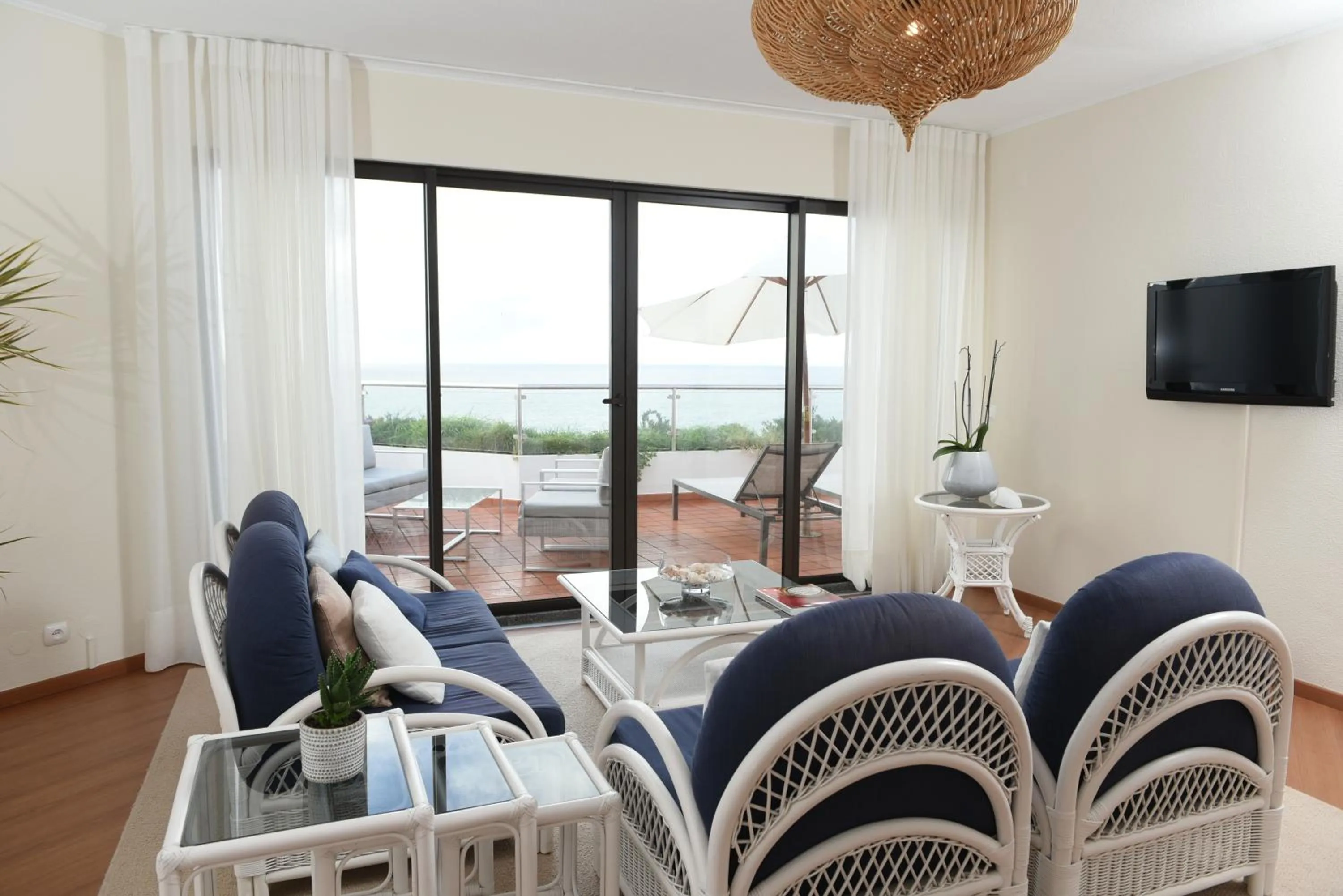 TV and multimedia in Caloura Hotel Resort