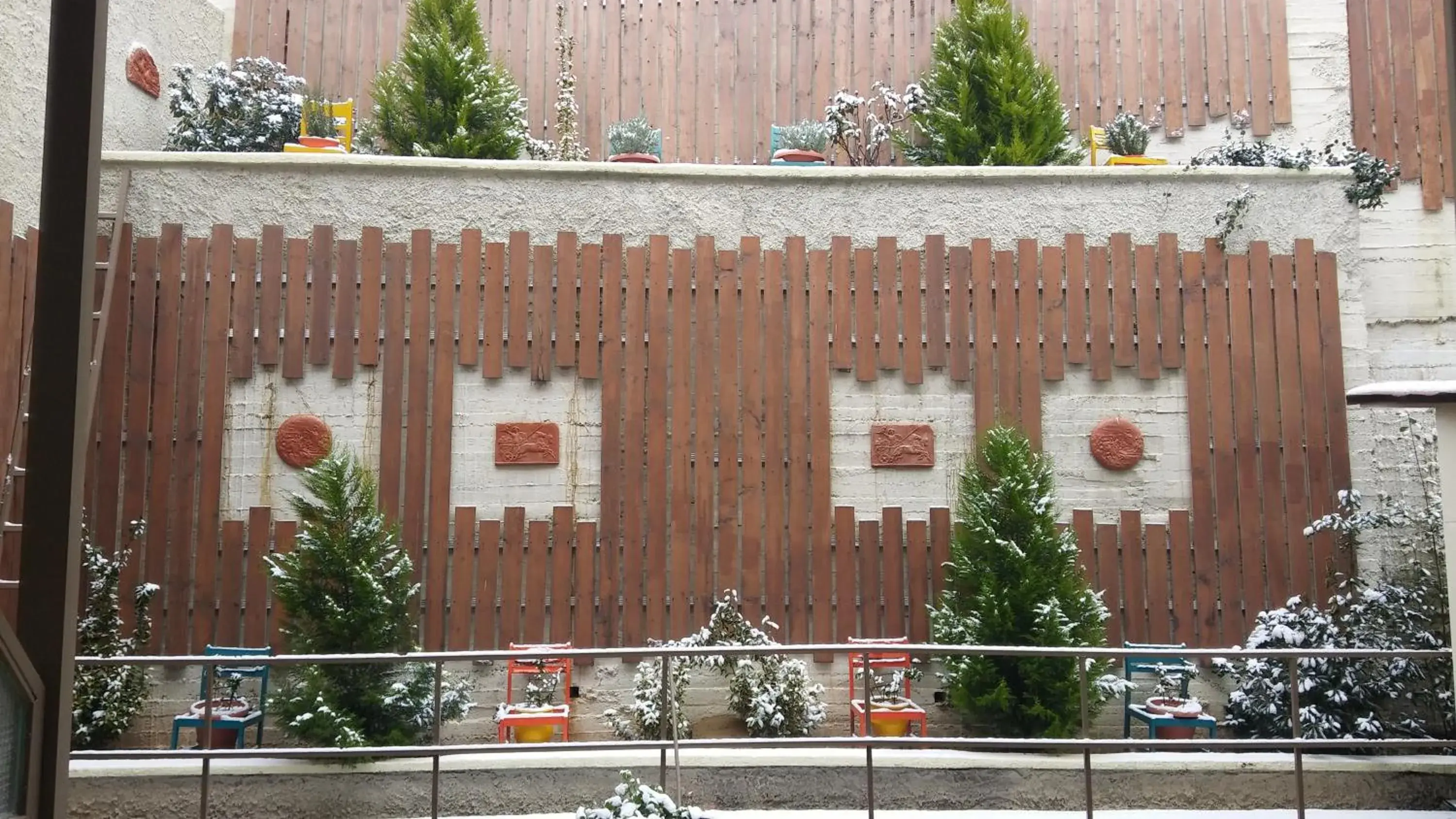 Double or Twin Room with Balcony and Garden View in Nidimos Hotel Double or Twin Room with Balcony and Garden View in Nidimos Hotel