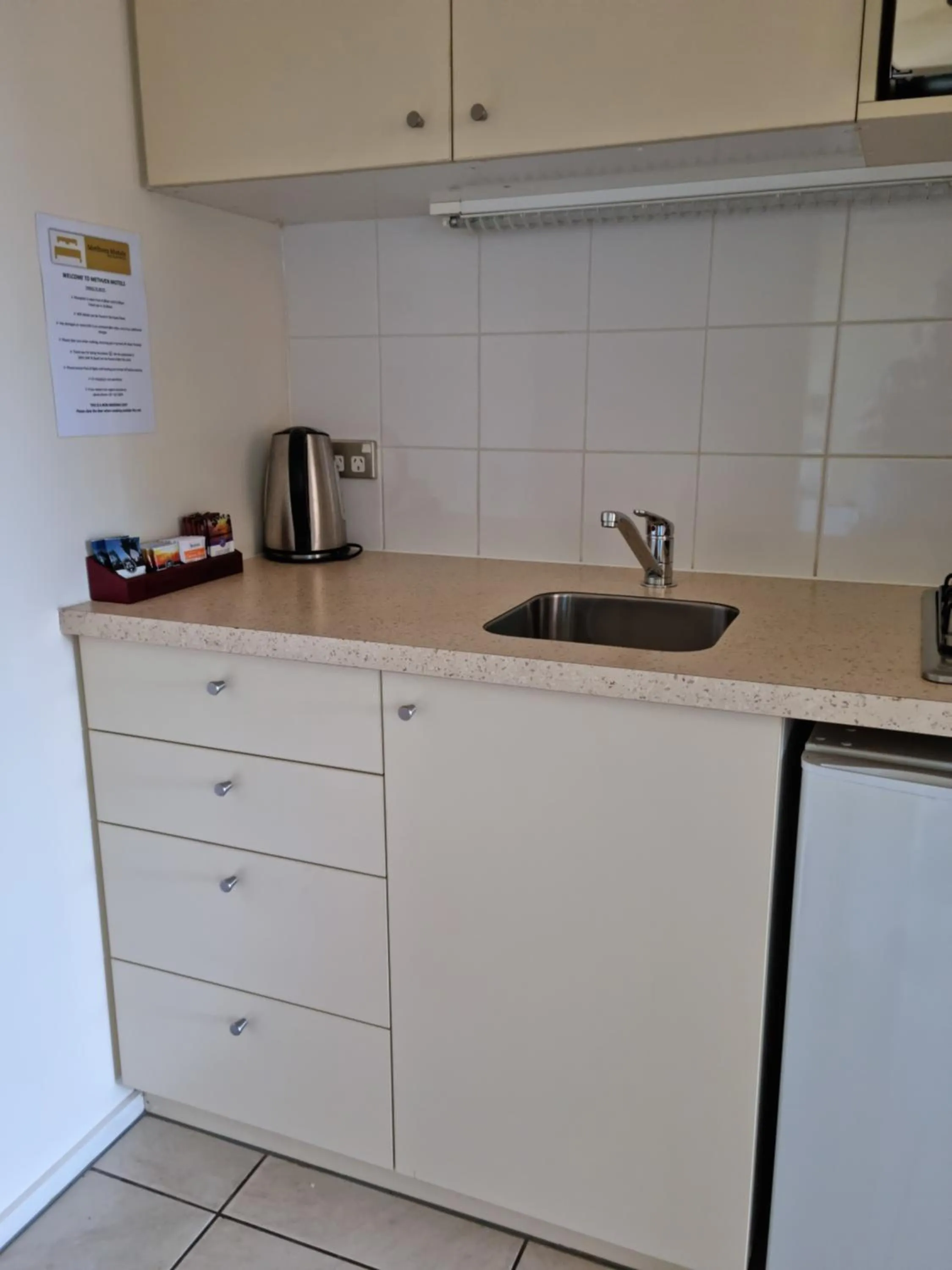 stove in Methven Motel & Apartments