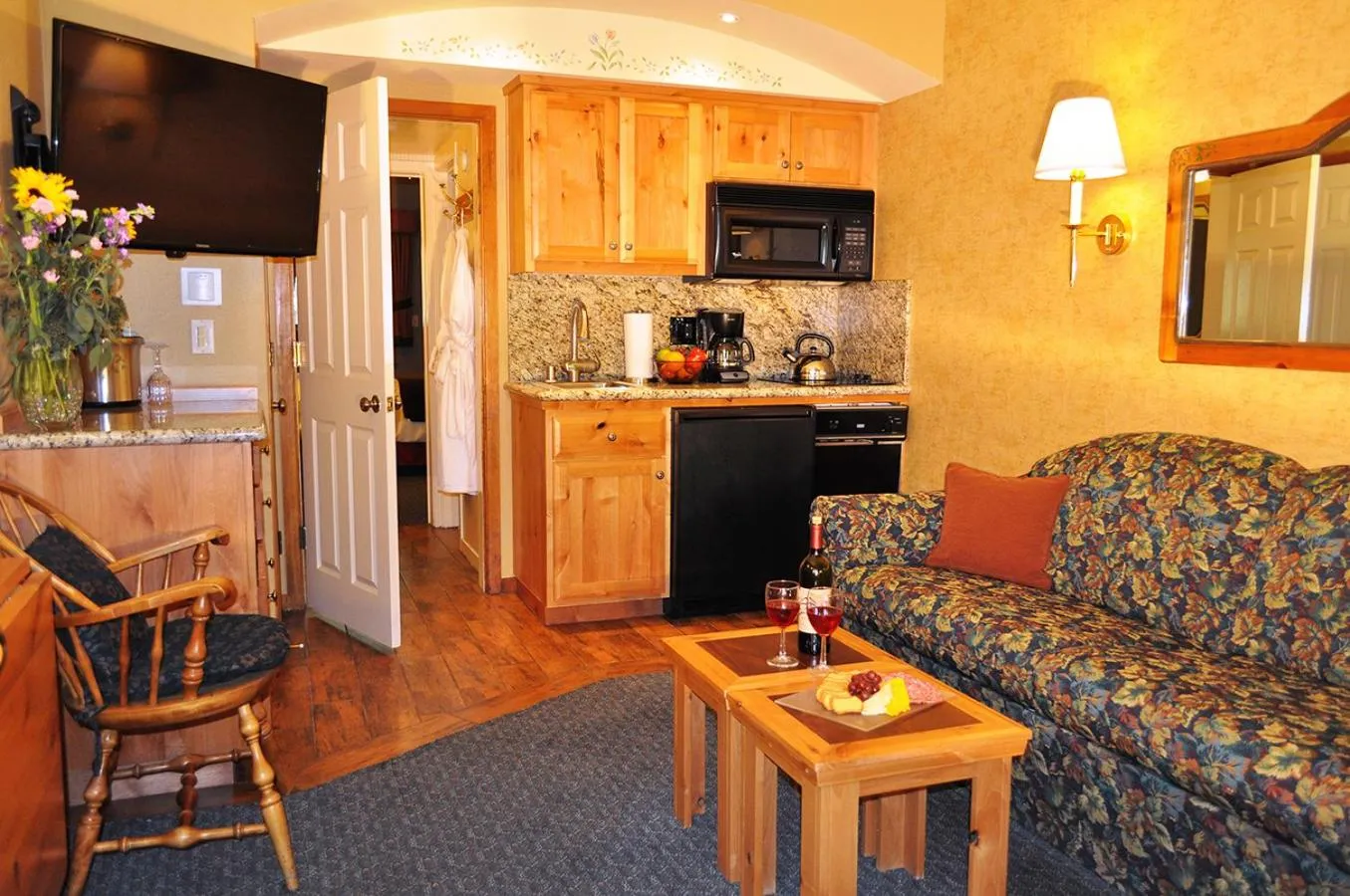 Kitchen or kitchenette in GetAways at Olympic Village Inn