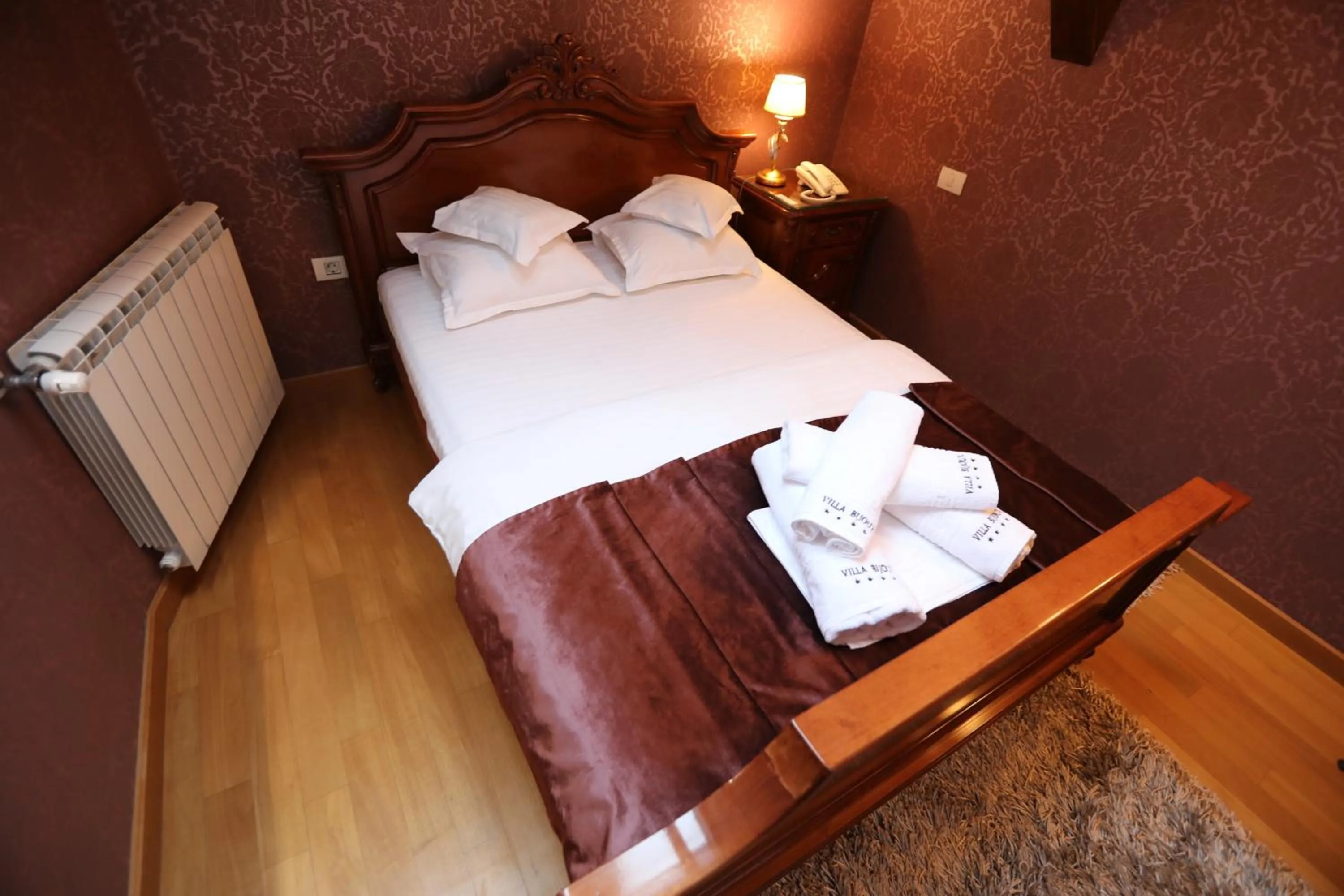 Bed in Villa Bijoux