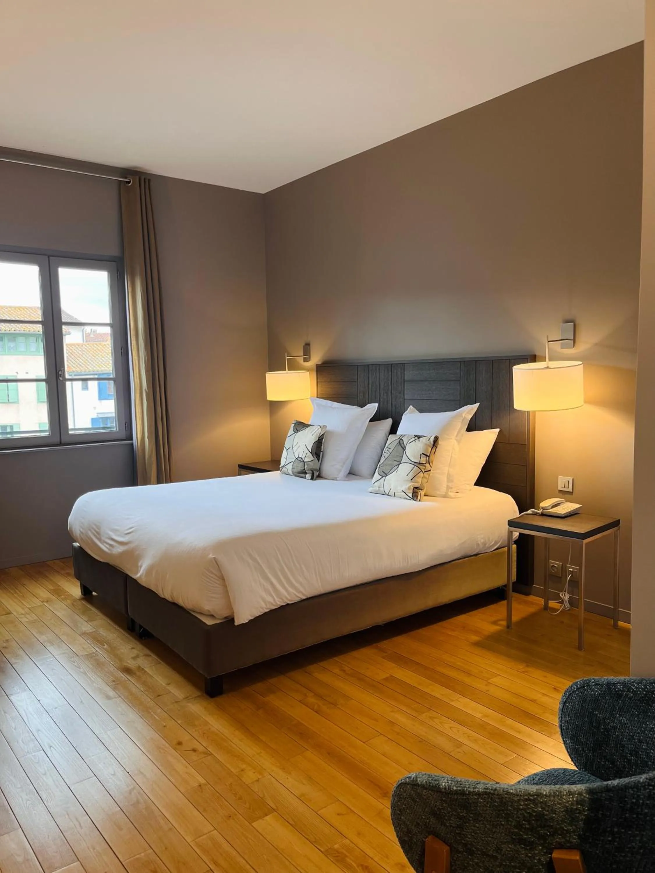 Bed in Grand Hotel de Castres