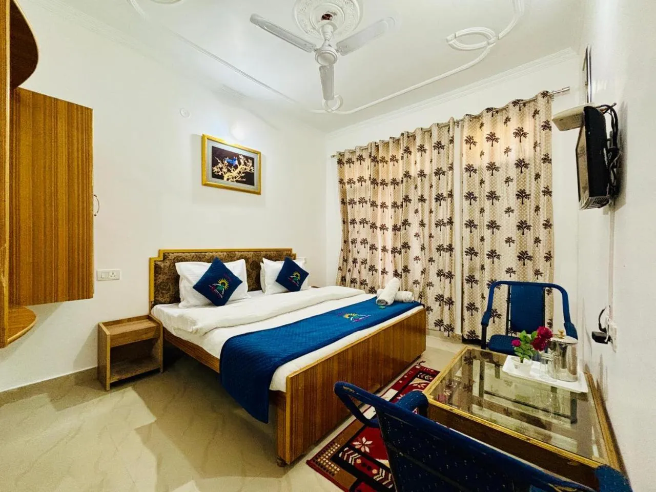 Bedroom, Bed in Hotel Kumar Residency