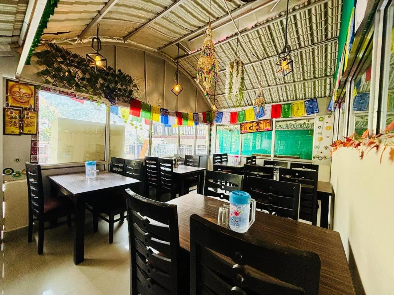 Restaurant/places to eat in Hotel Kumar Residency