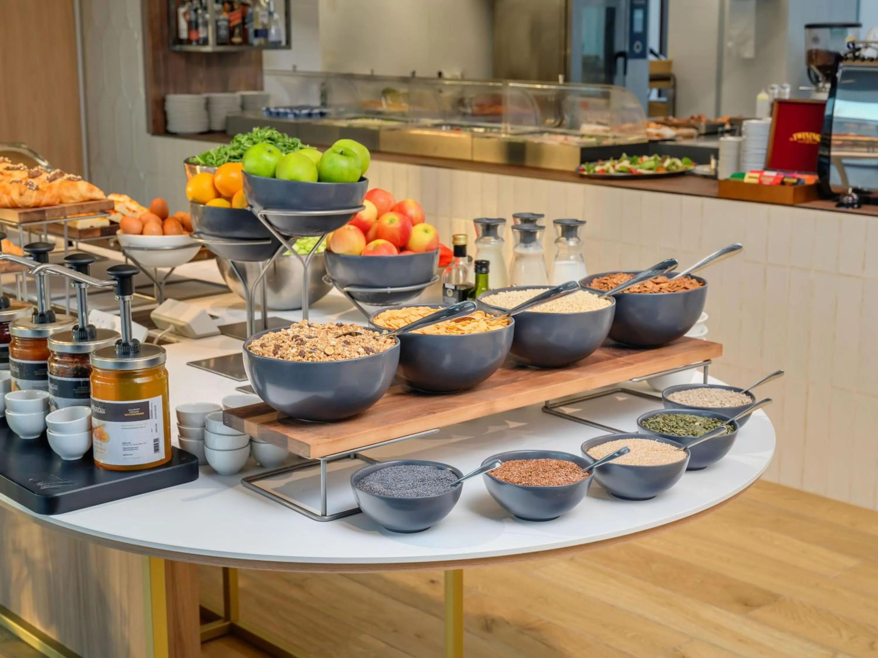 Lobby or reception in B&B HOTEL Venezia Laguna