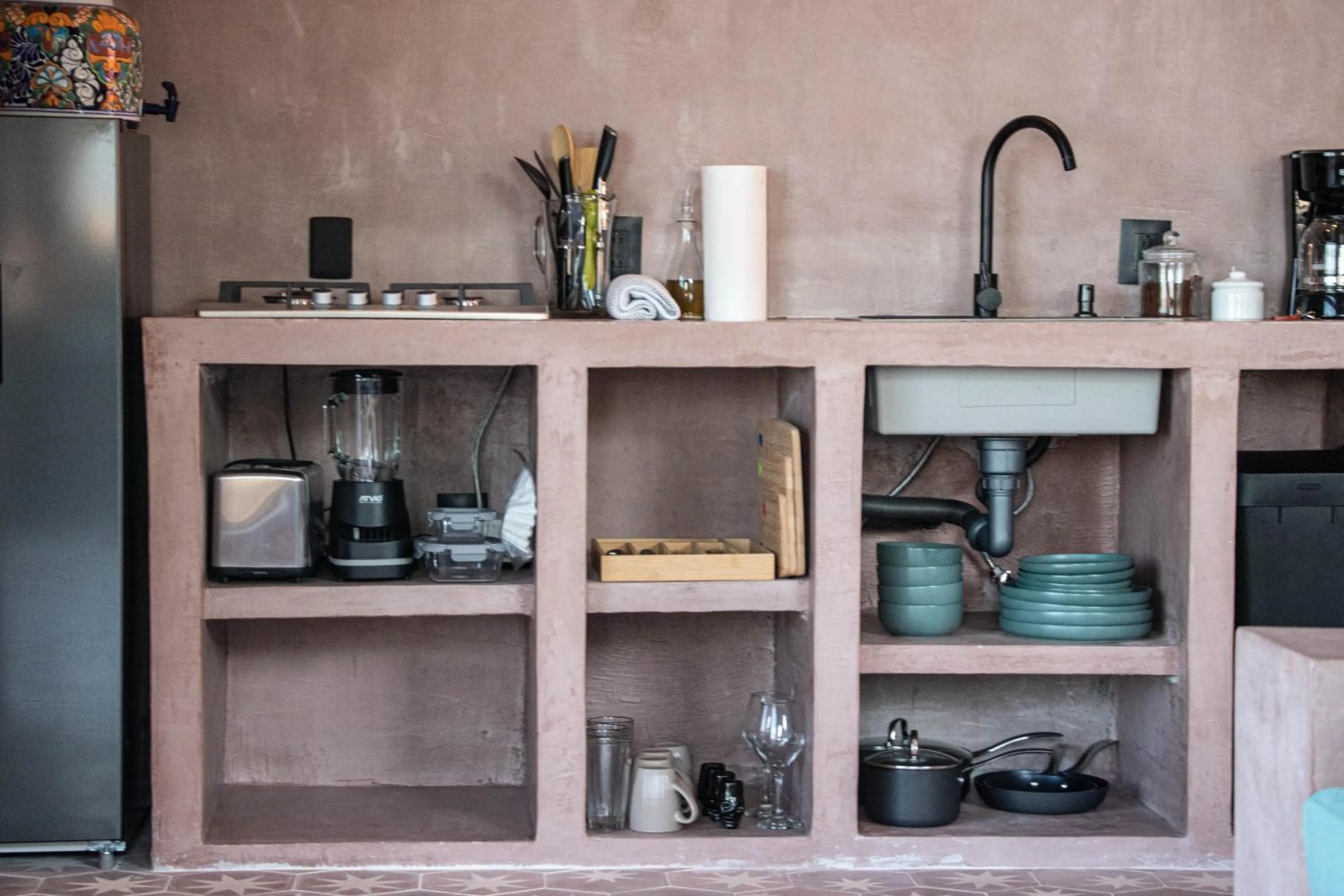 Kitchen or kitchenette in Nomada Wellness Hotel