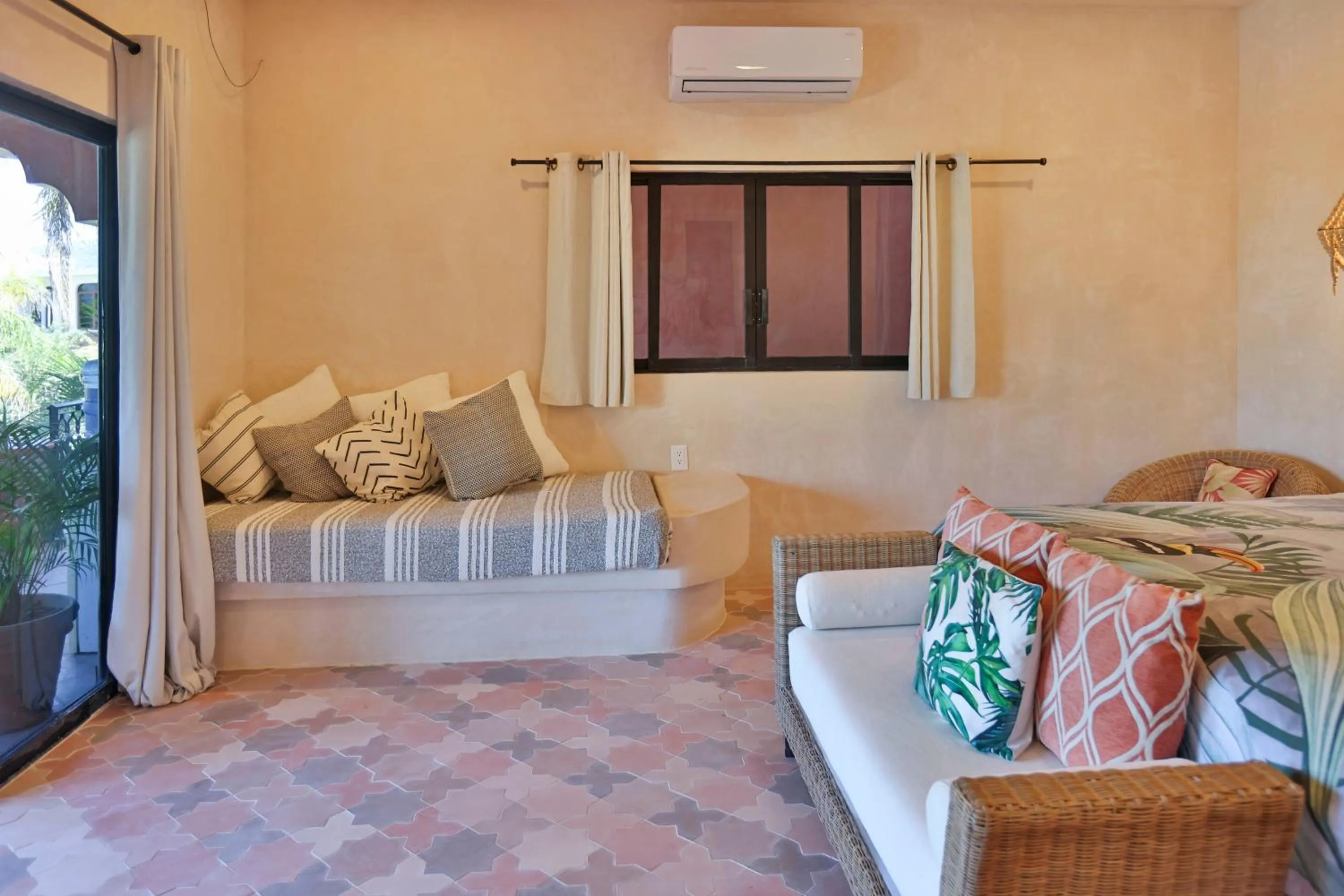 Bed in Nomada Wellness Hotel