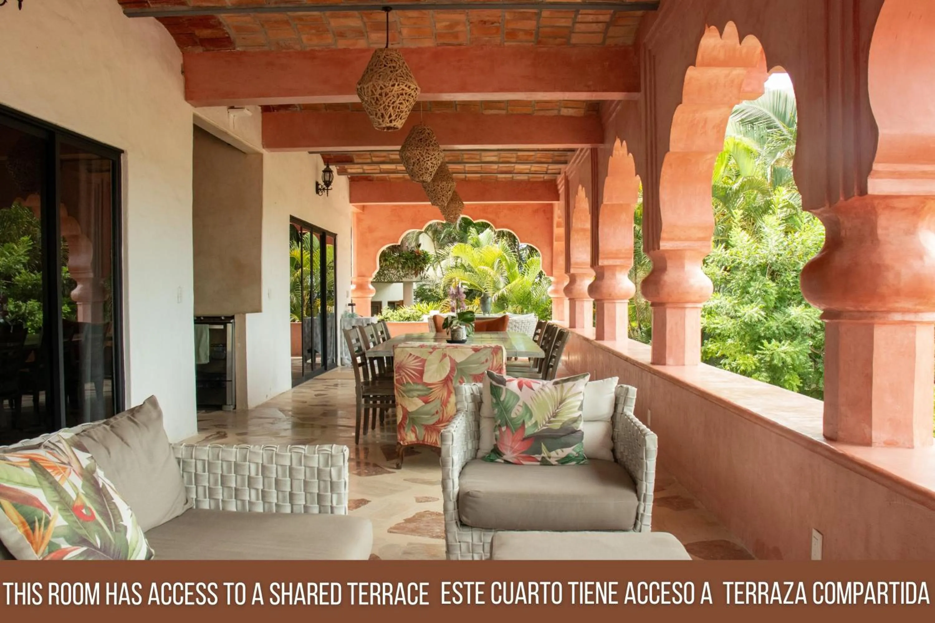Seating area in Nomada Wellness Hotel