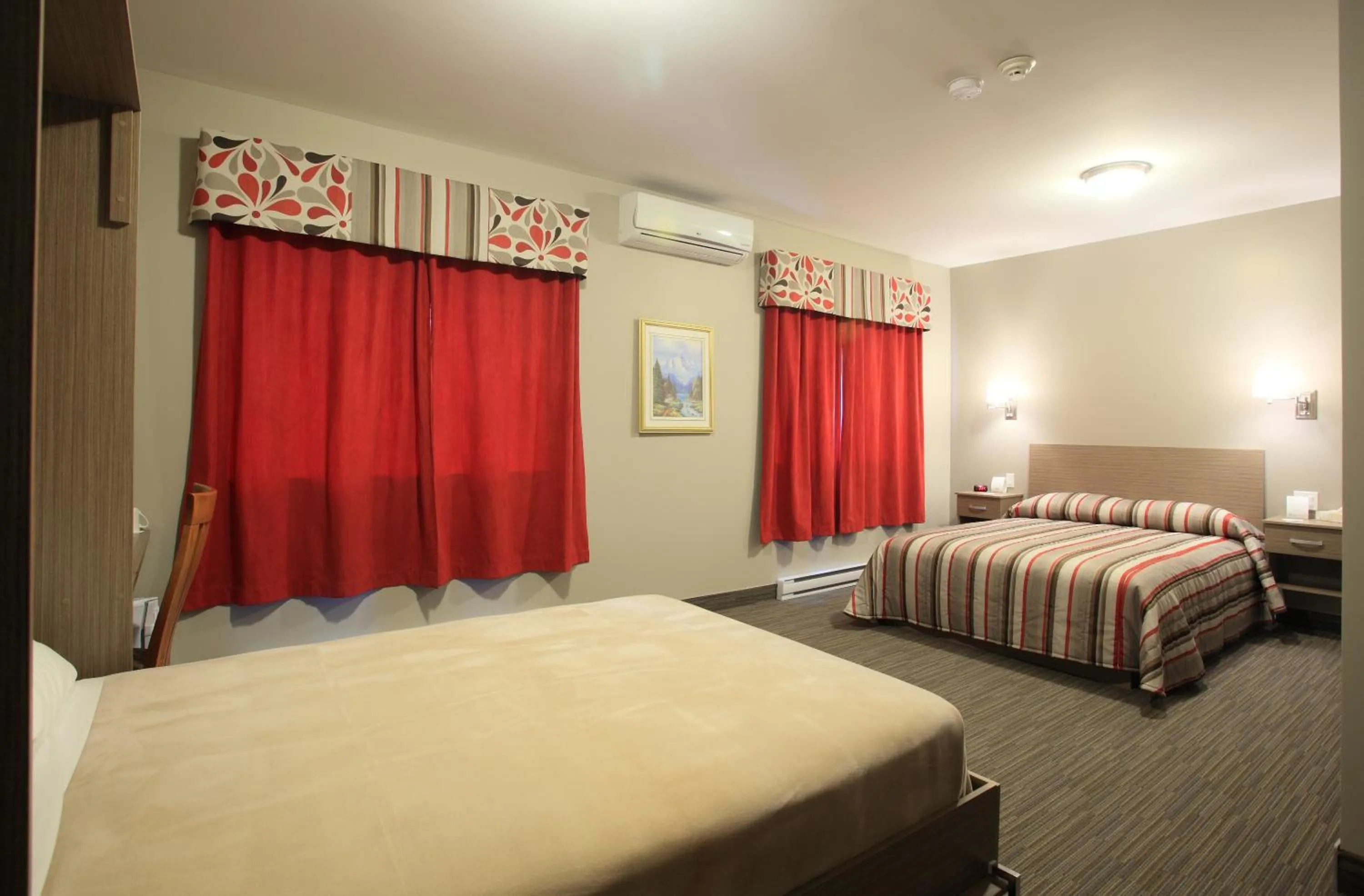 Bedroom, Bed in Ermitage Saint-Antoine