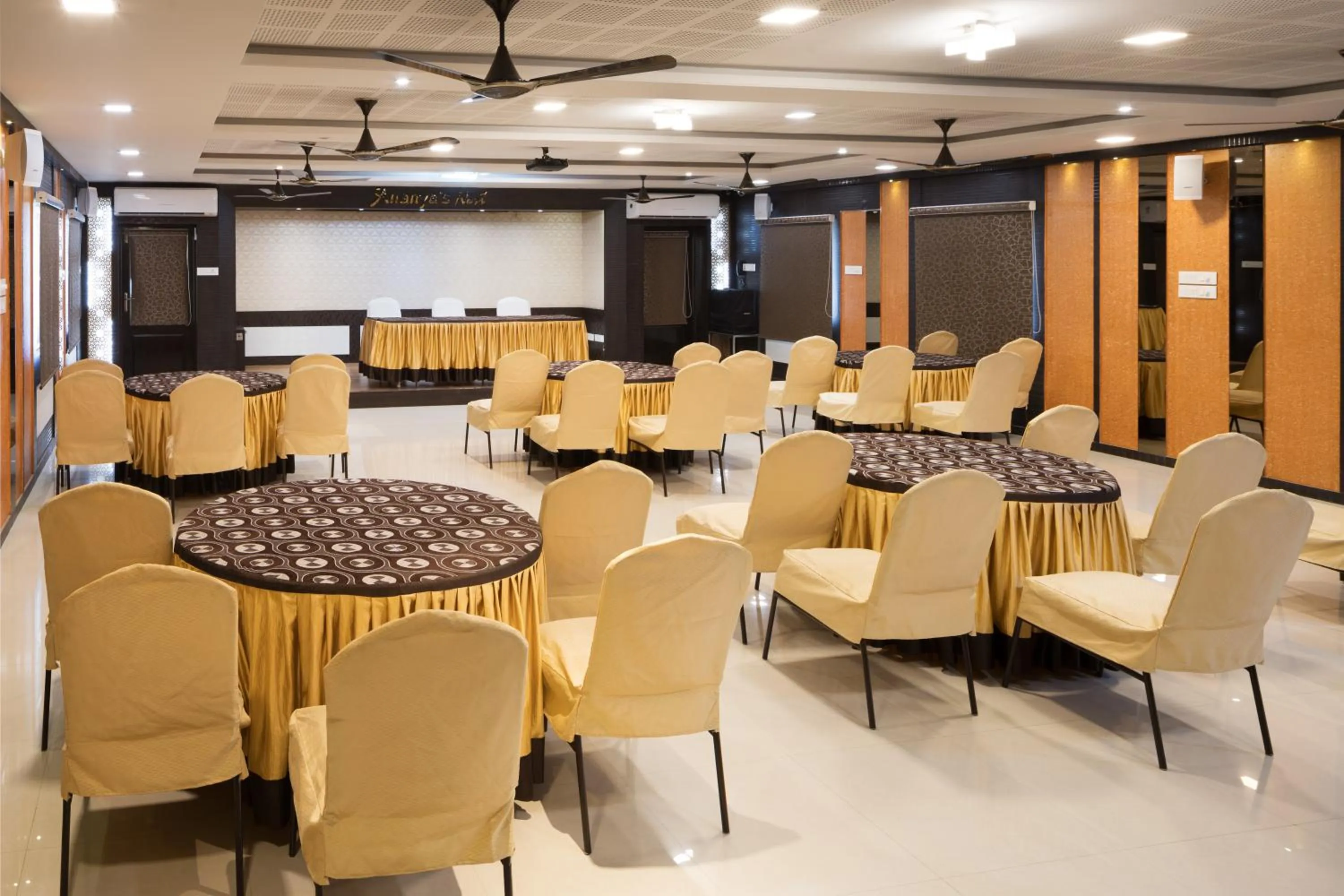 Banquet/Function facilities in Ananyas Nest