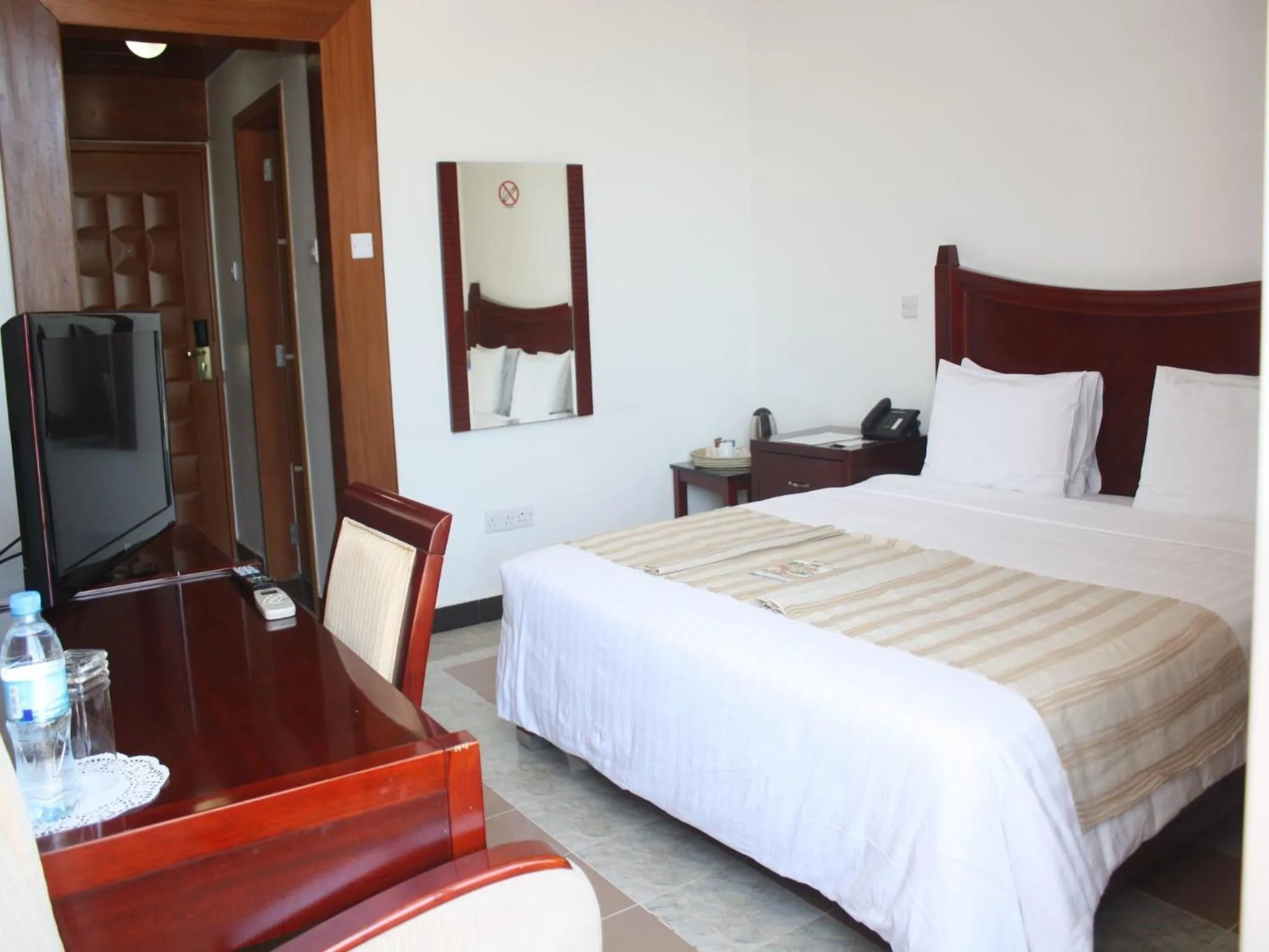 Day in Peacock Hotel