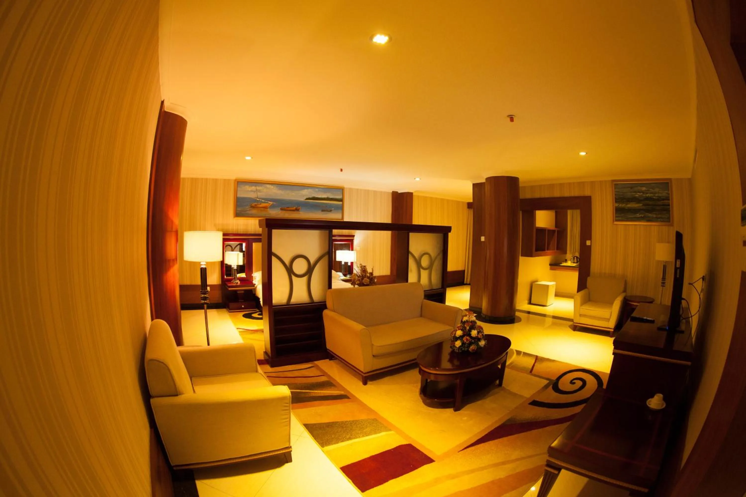 Living room in Peacock Hotel