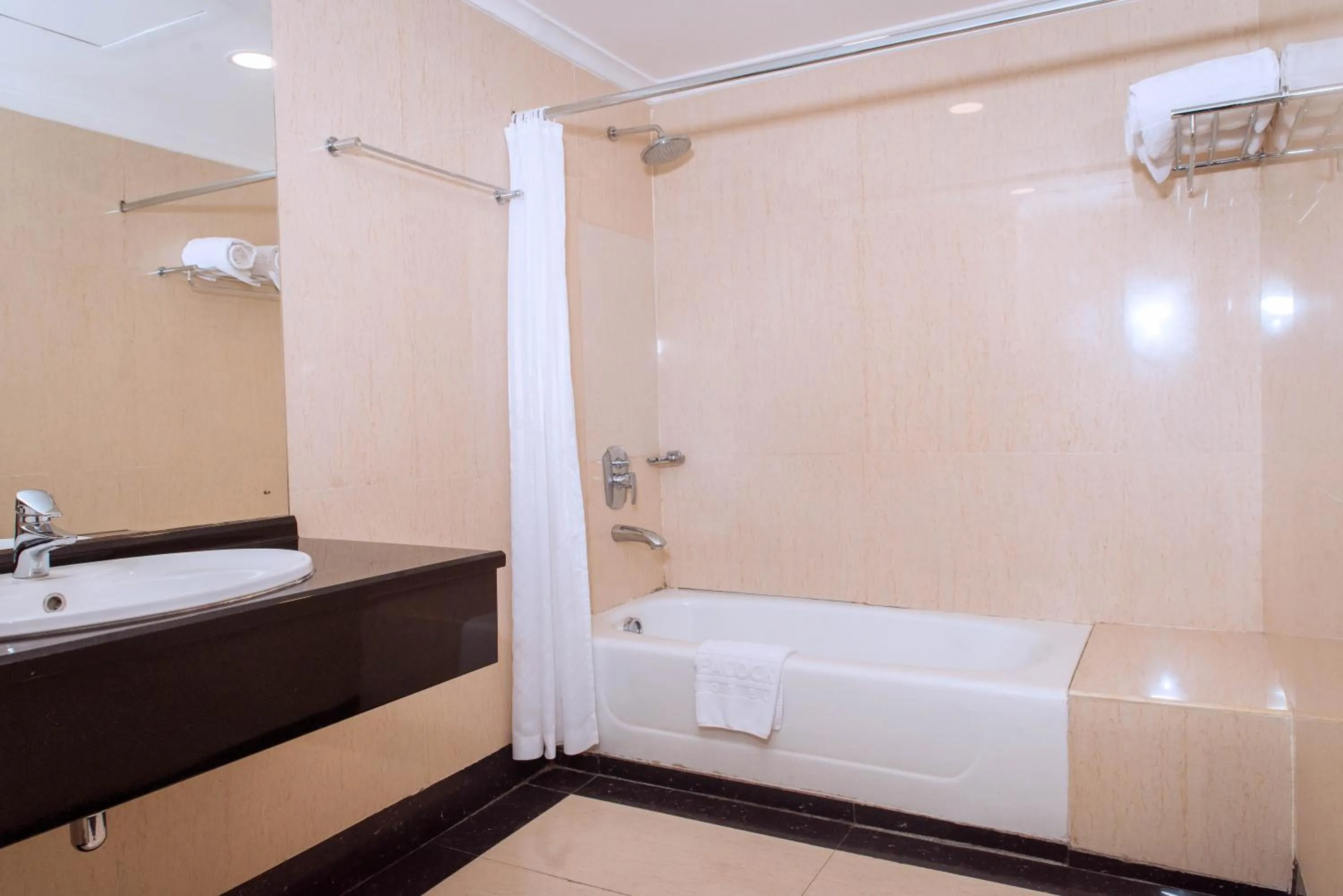 Bathroom in Peacock Hotel