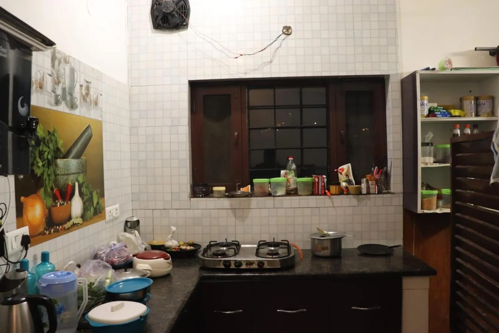 Coffee/tea facilities in Deodar Cottage - 3BHK Villa by DeodarStays