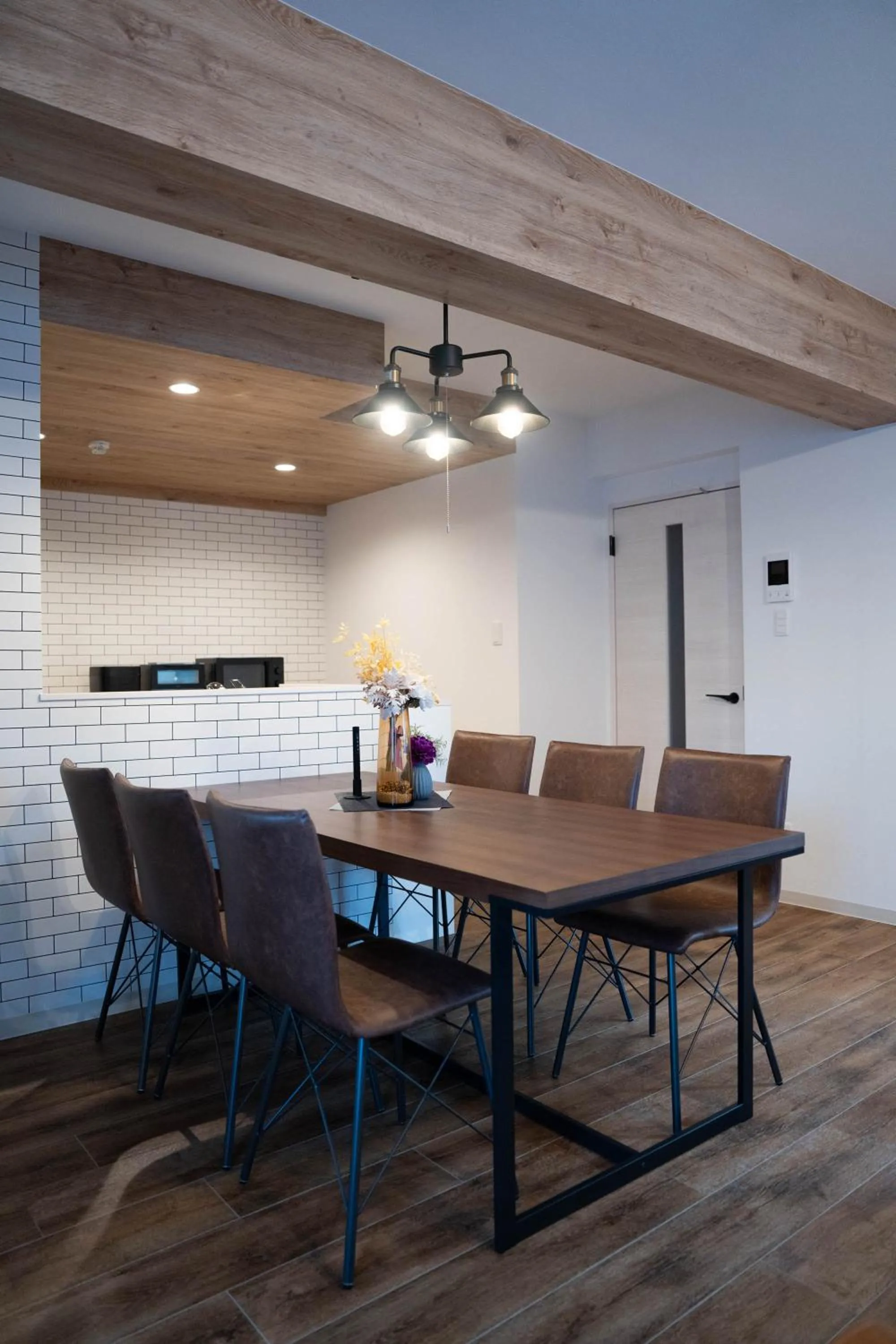 Dining area in Zabo Hills 202