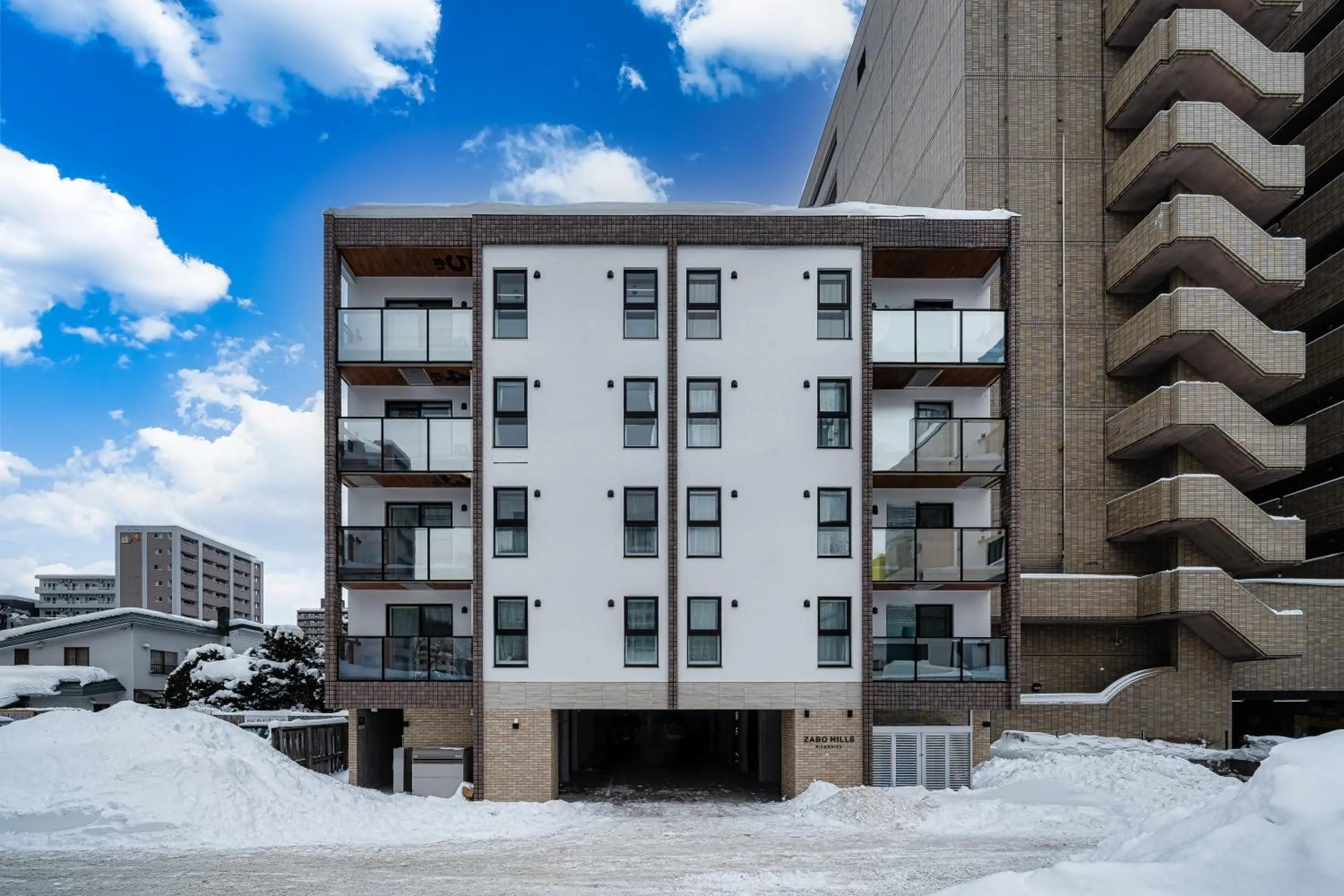 Property building in Zabo Hills 202