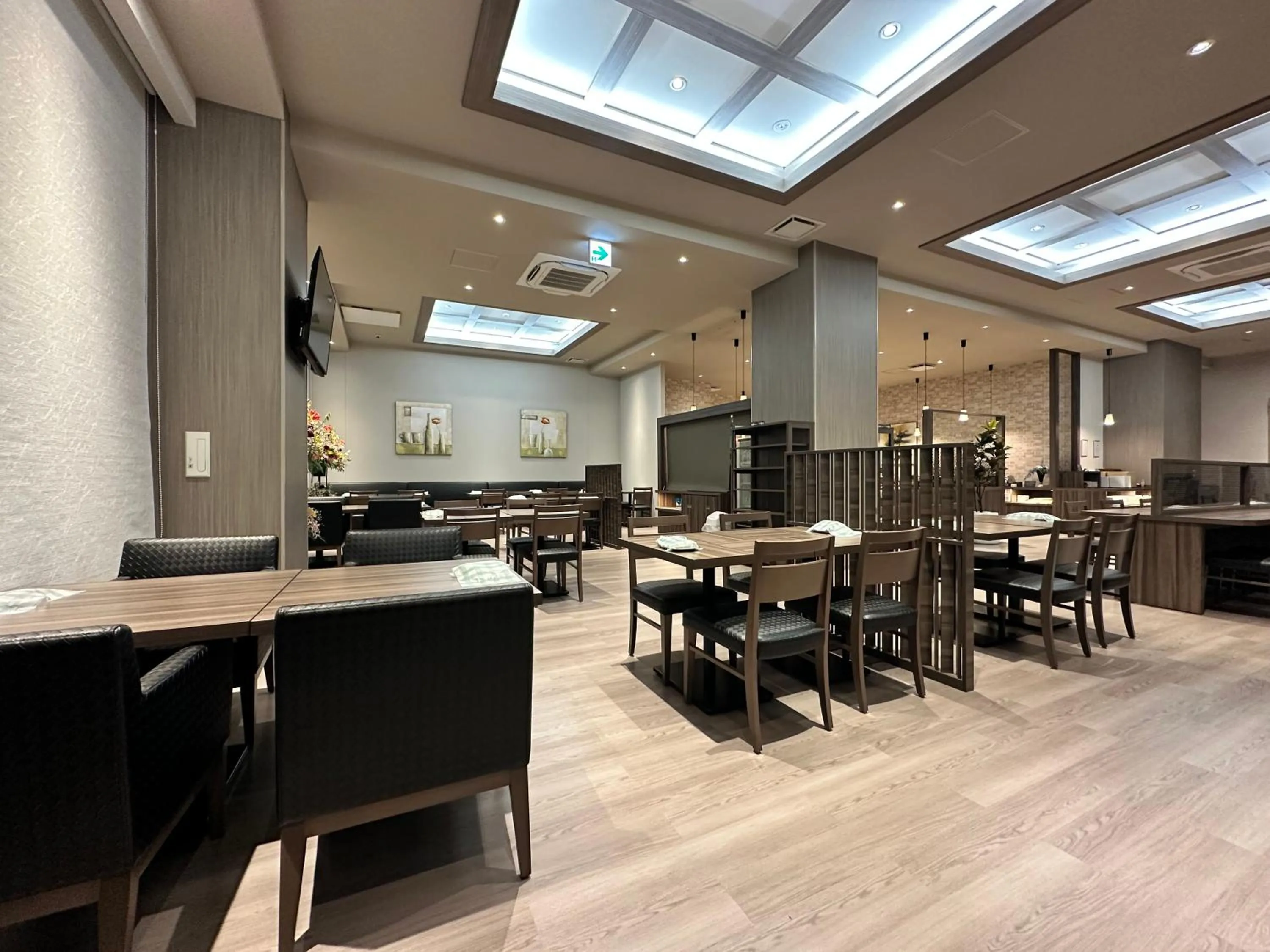 Restaurant/places to eat in Hotel Route Inn Okayama Maniwa