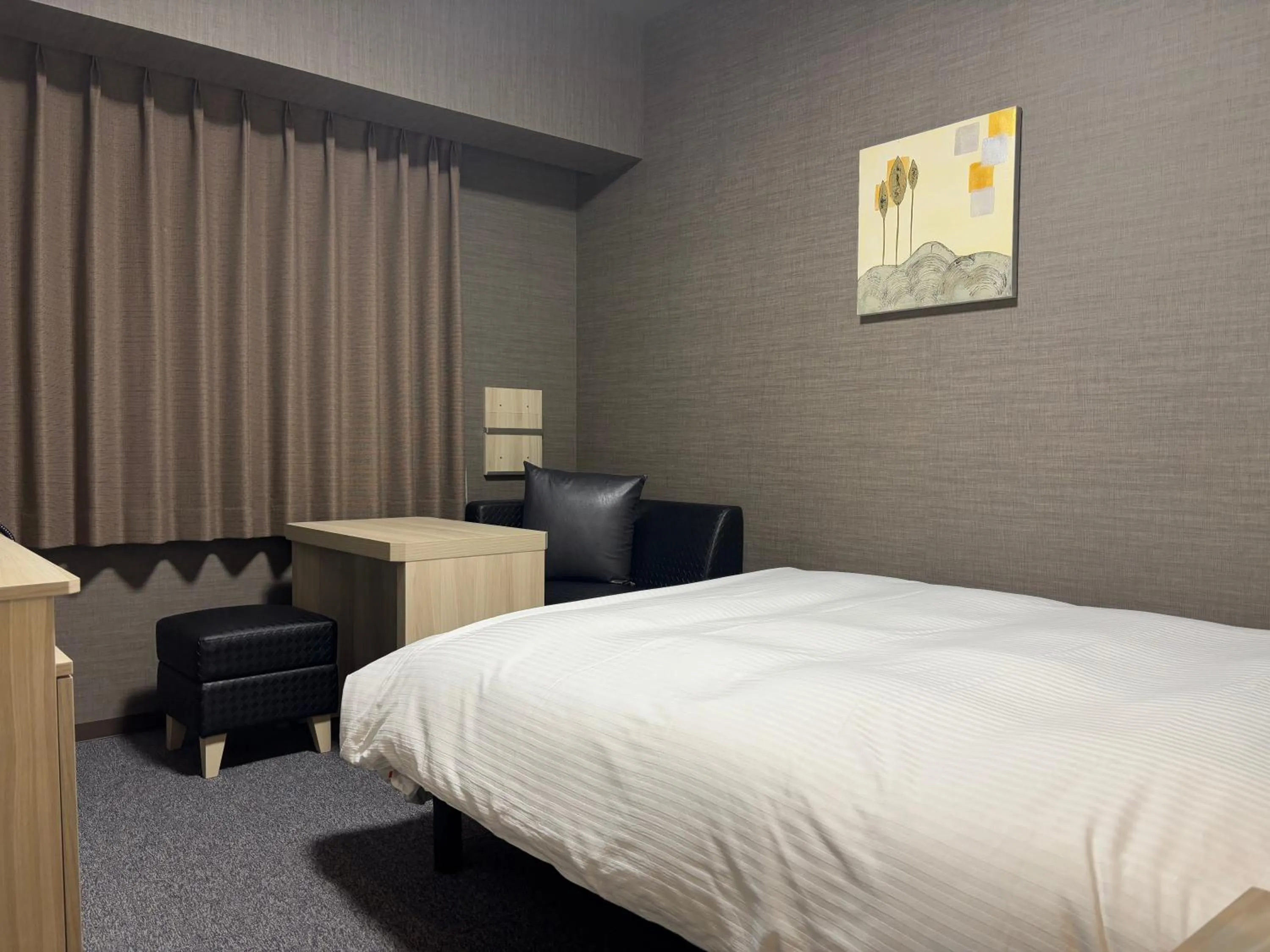Photo of the whole room, Bed in Hotel Route Inn Okayama Maniwa