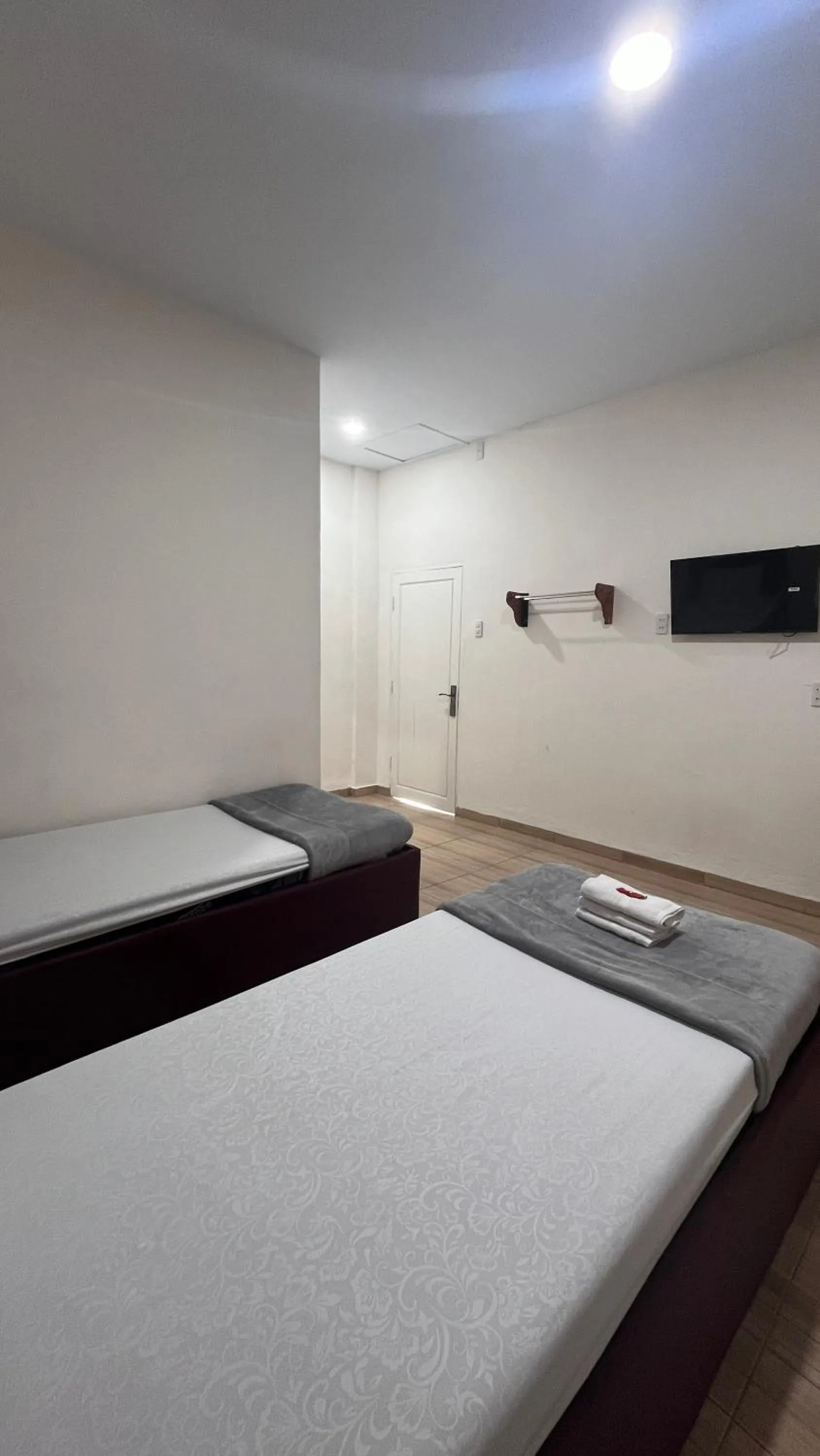 TV and multimedia, Bed in BI Hotel Kisaran