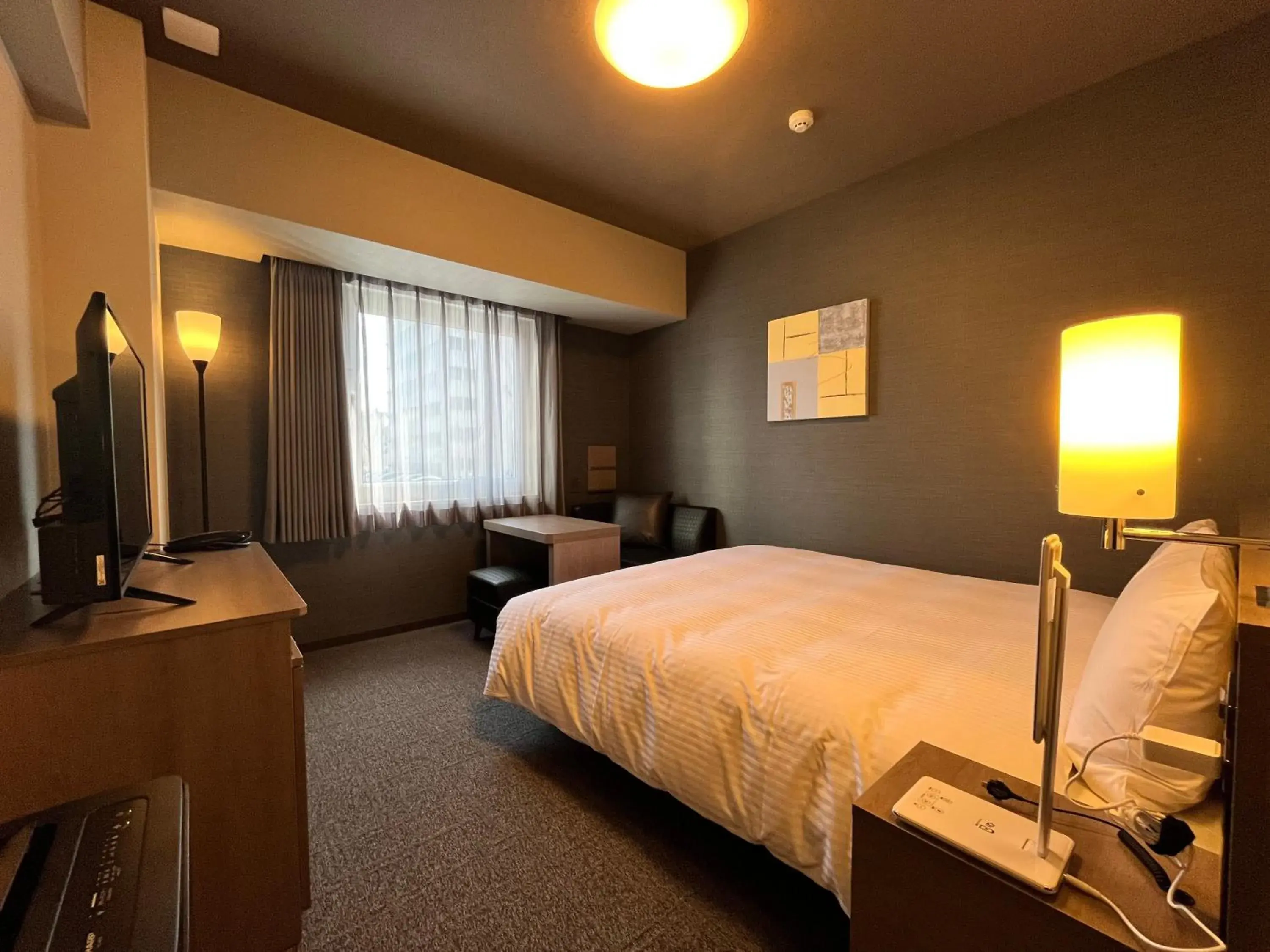 Double Room - single occupancy - Non-Smoking in Hotel Route Inn Grand Fukushima Ekimae Higashiguchi Double Room - single occupancy - Non-Smoking in Hotel Route Inn Grand Fukushima Ekimae Higashiguchi