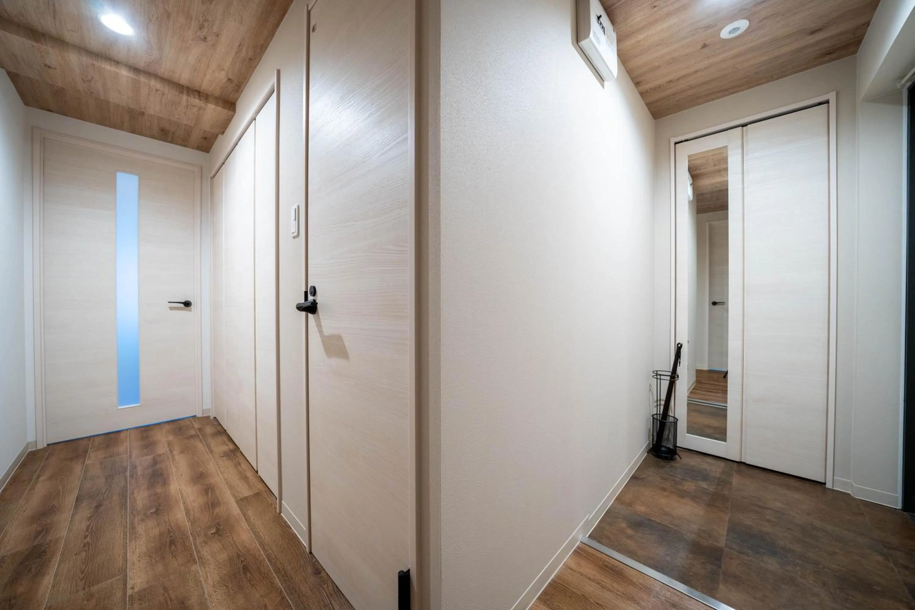 Facade/entrance in Zabo Hills 305