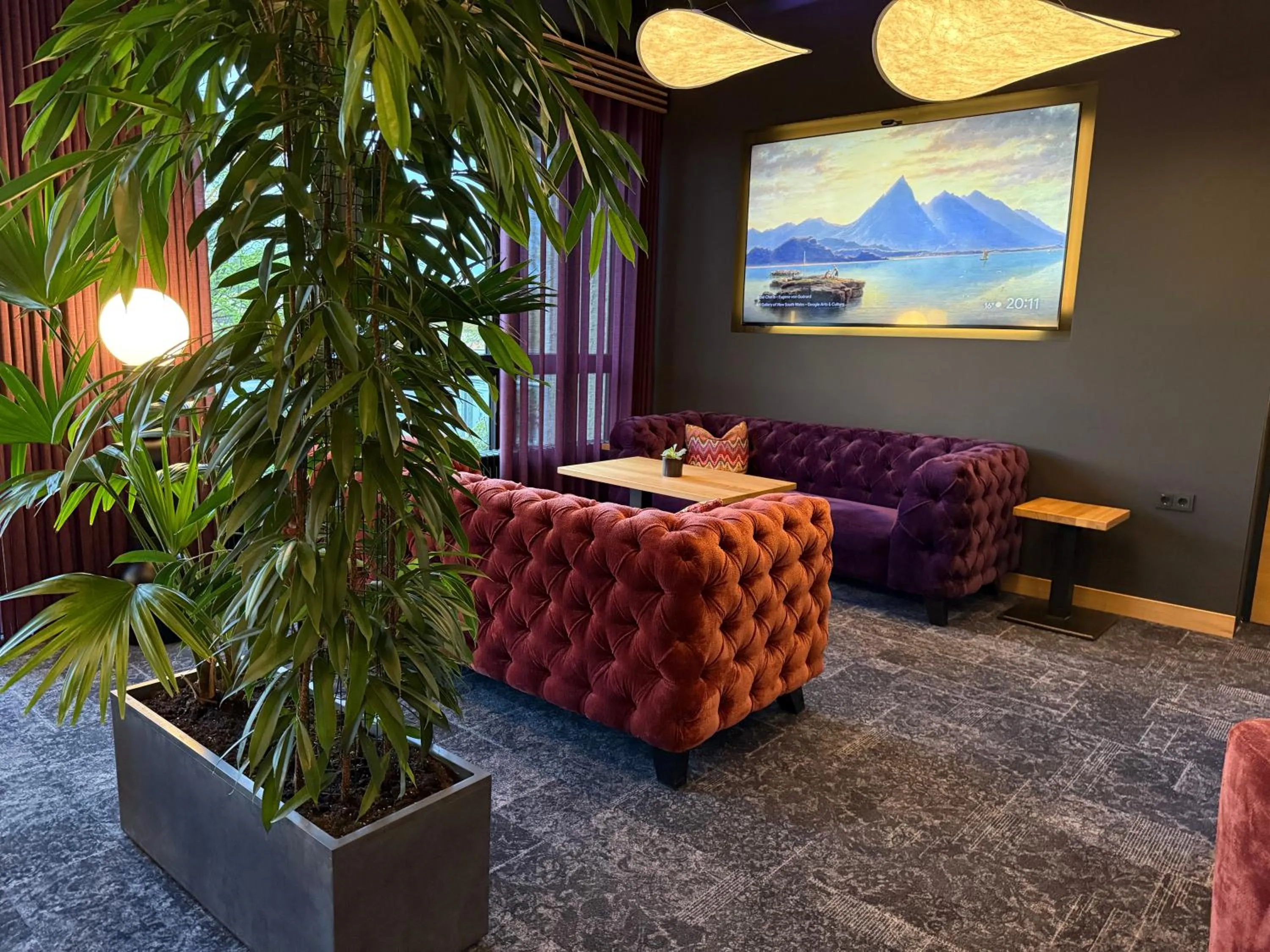 Lounge or bar, Bed in Hotel Touric