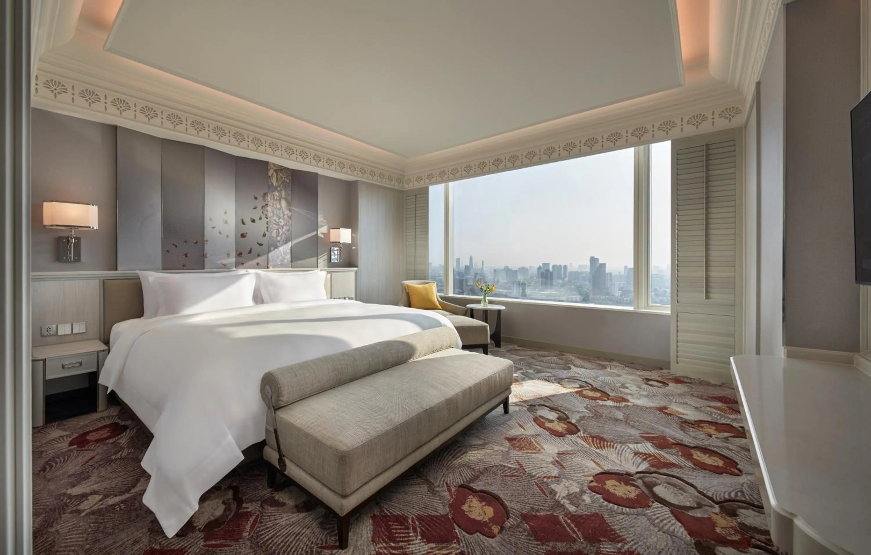 Bedroom, Bed in Grande Centre Point Lumphini Bangkok