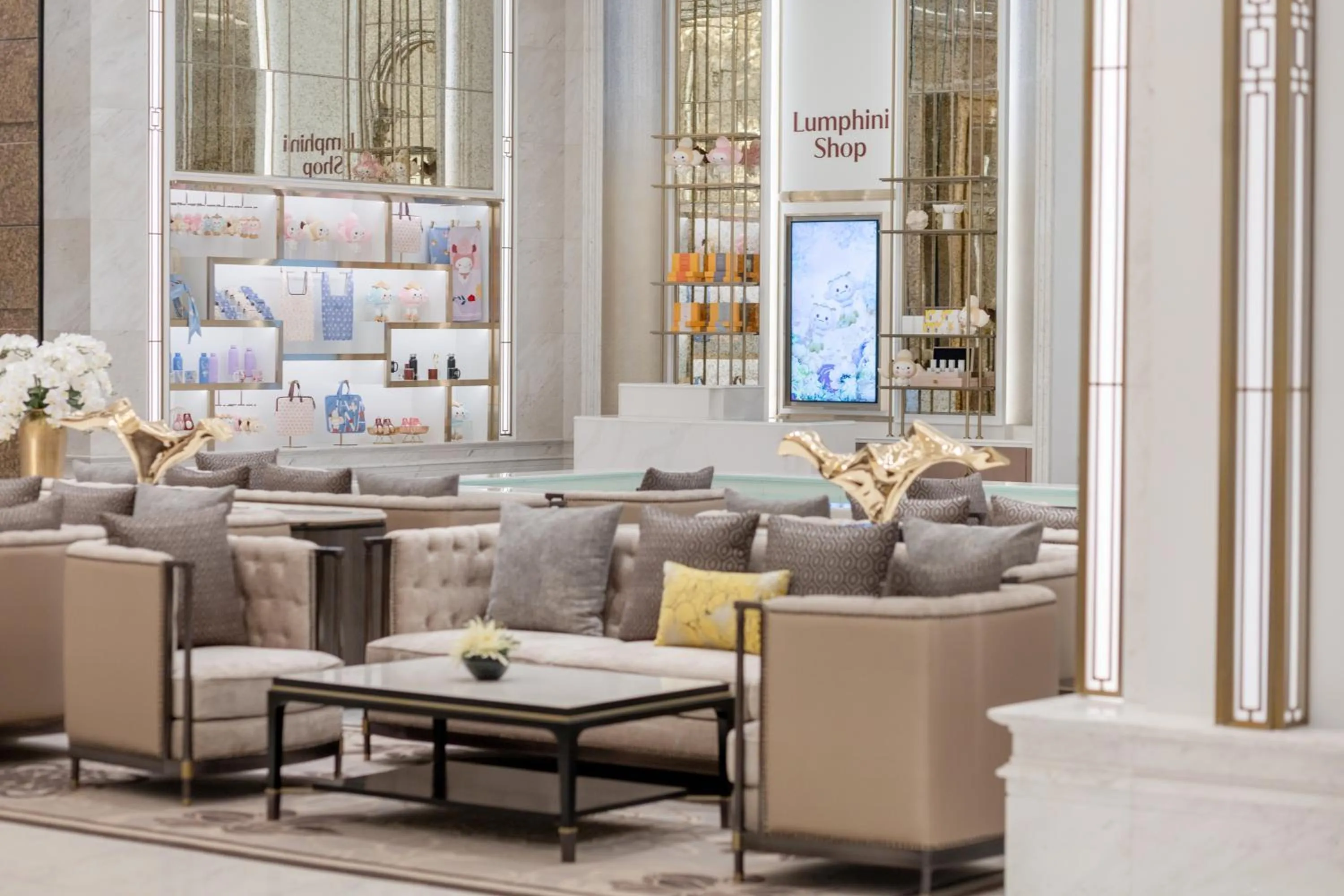 Lobby or reception in Grande Centre Point Lumphini Bangkok