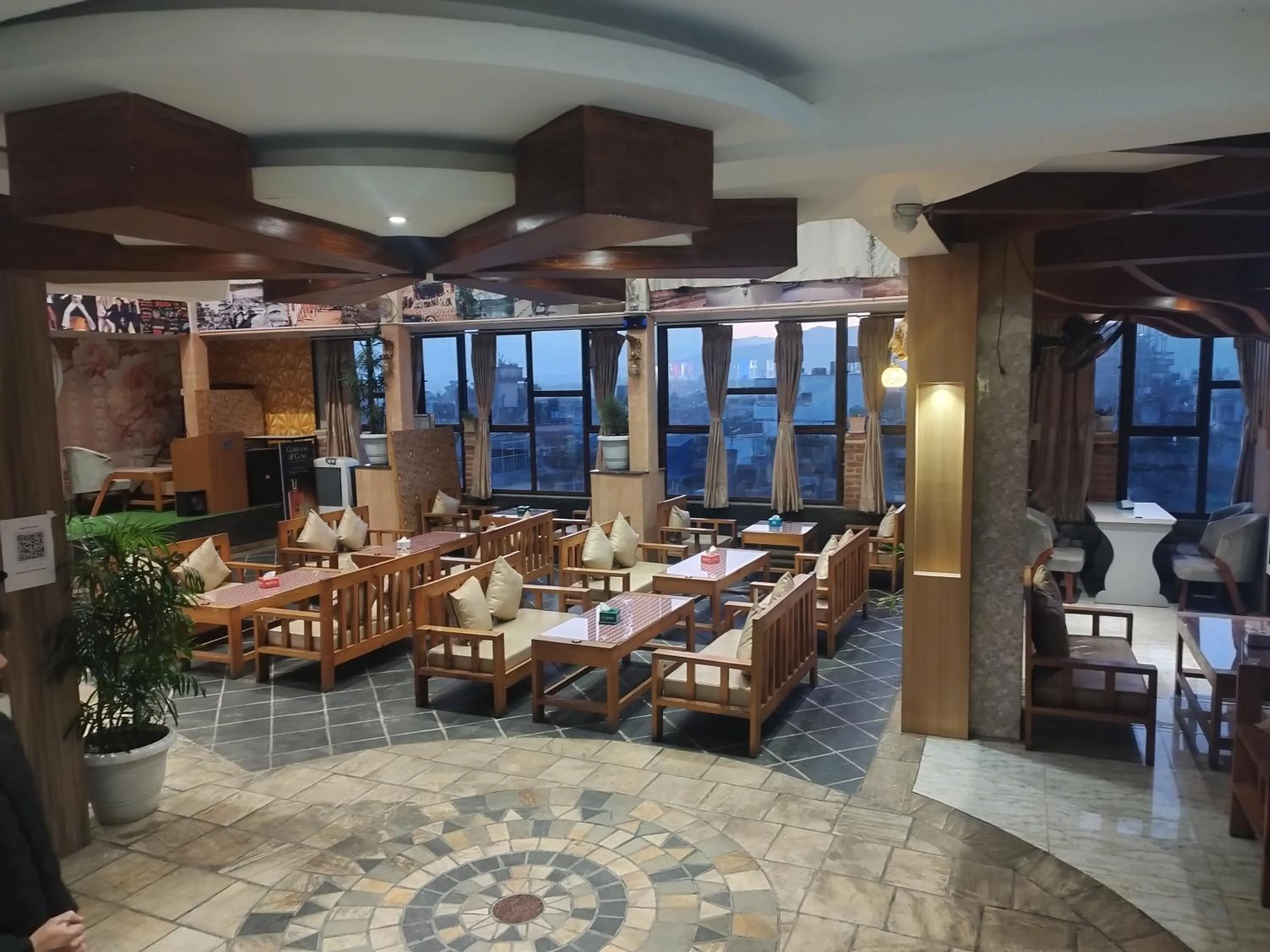 Restaurant/places to eat in Hotel De Universal