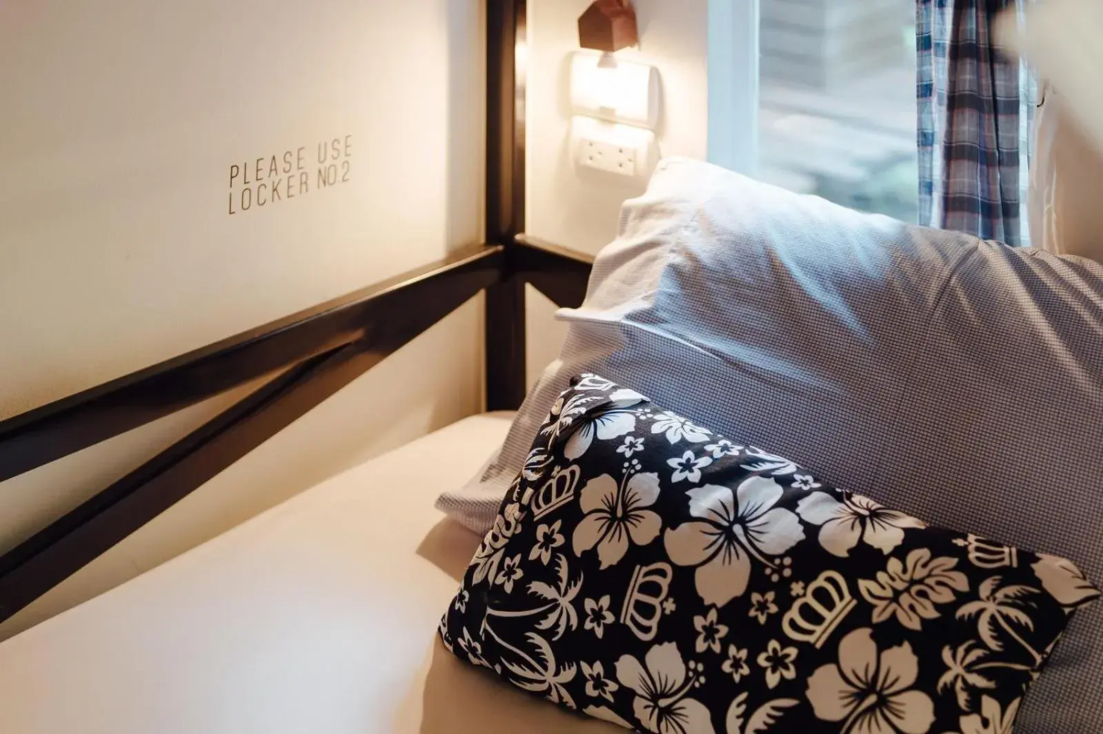 Bed in 6-Bed Dormitory Room in The Yard Bangkok Hostel Bed in 6-Bed Dormitory Room in The Yard Bangkok Hostel