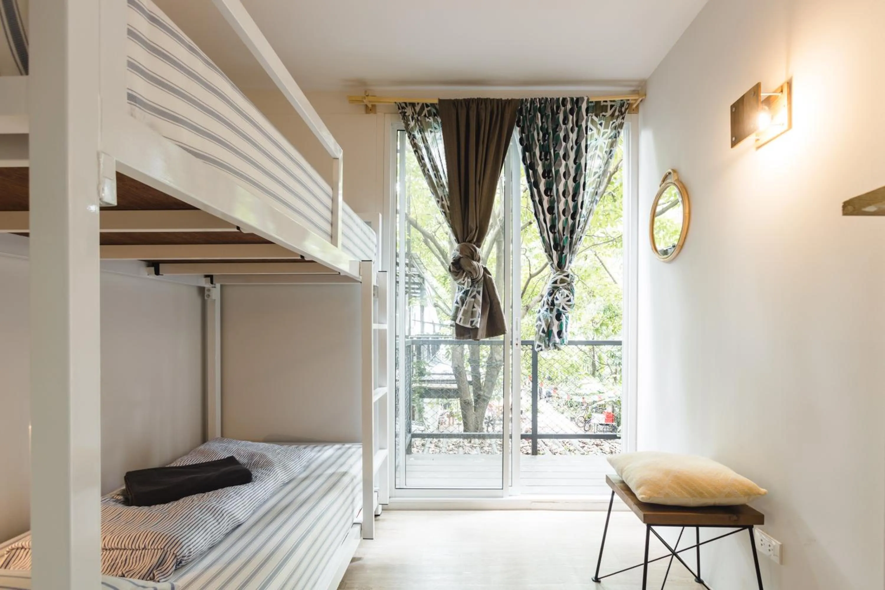 Bathroom, Bed in The Yard Bangkok Hostel