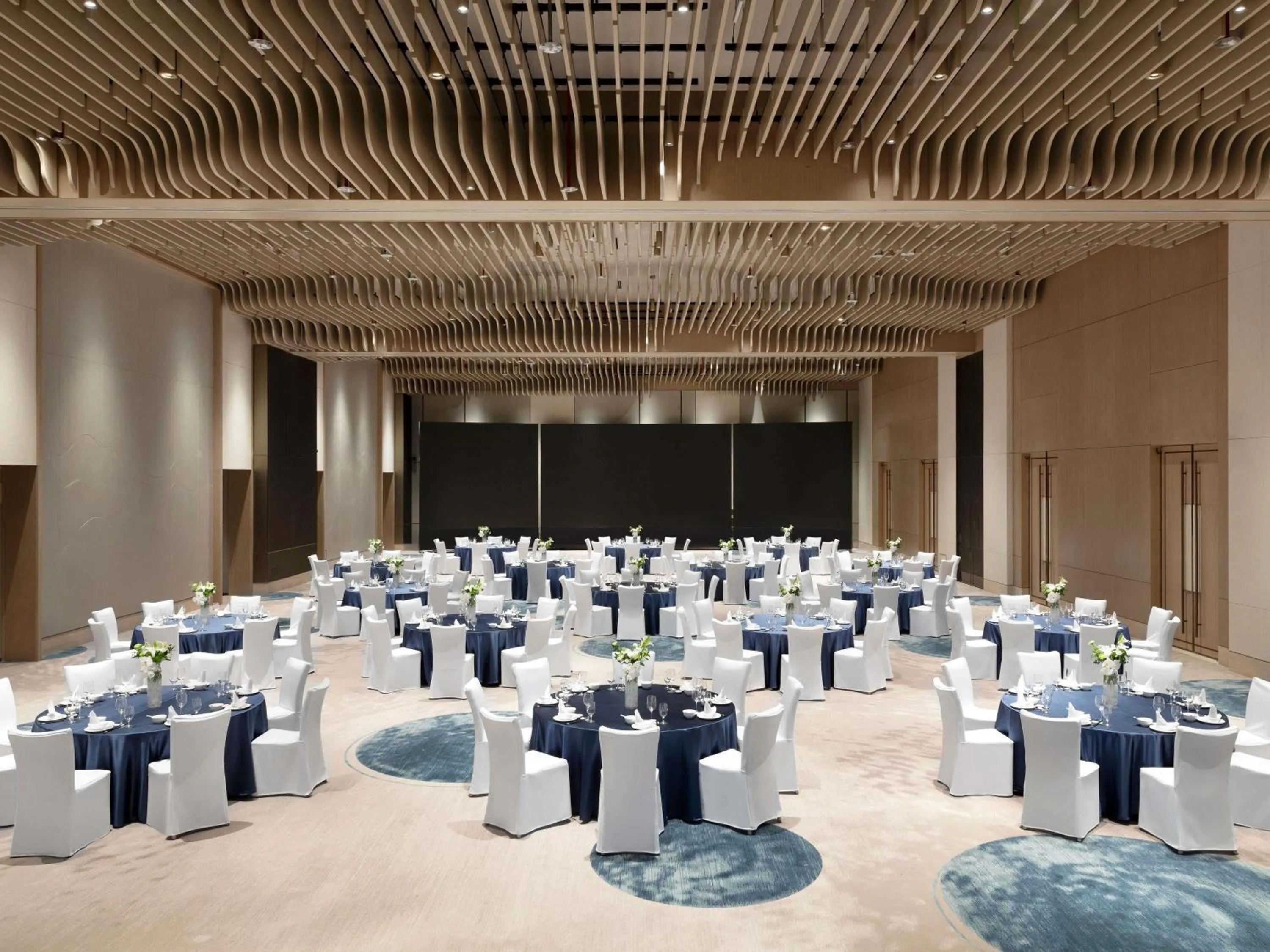 Meeting/conference room in Dangkou Ancient Town Hotel Wuxi MGallery Collection