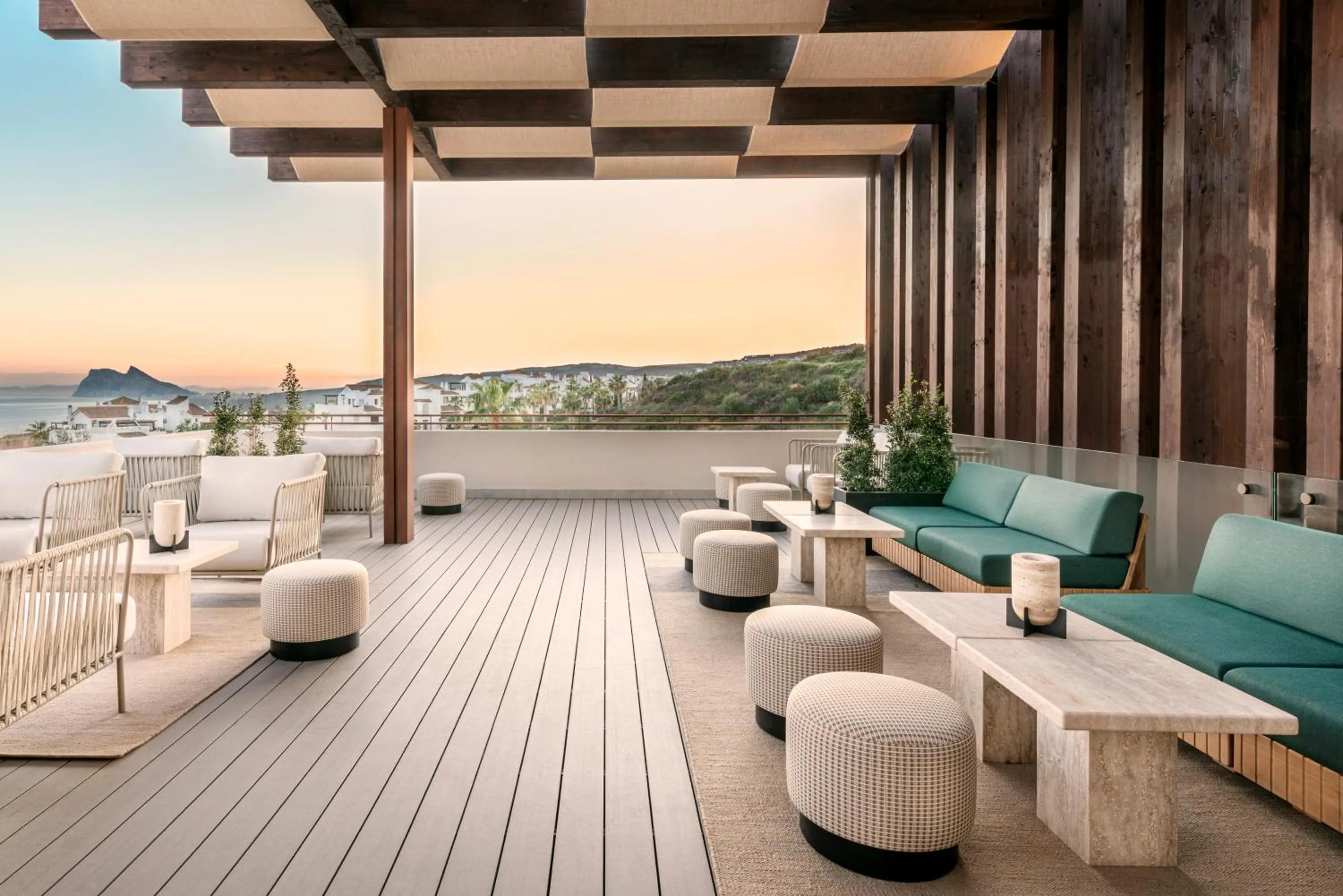 Lounge or bar in Fairmont La Hacienda Costa del Sol